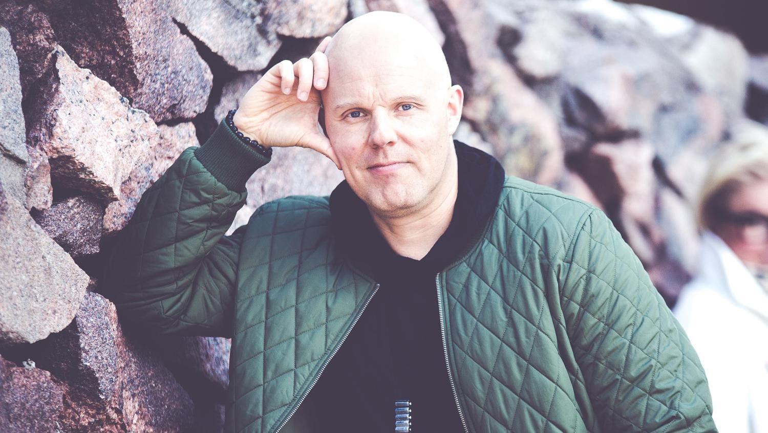 Aki Linnanahteesta tuli uusperheen isä 25-vuotiaana.