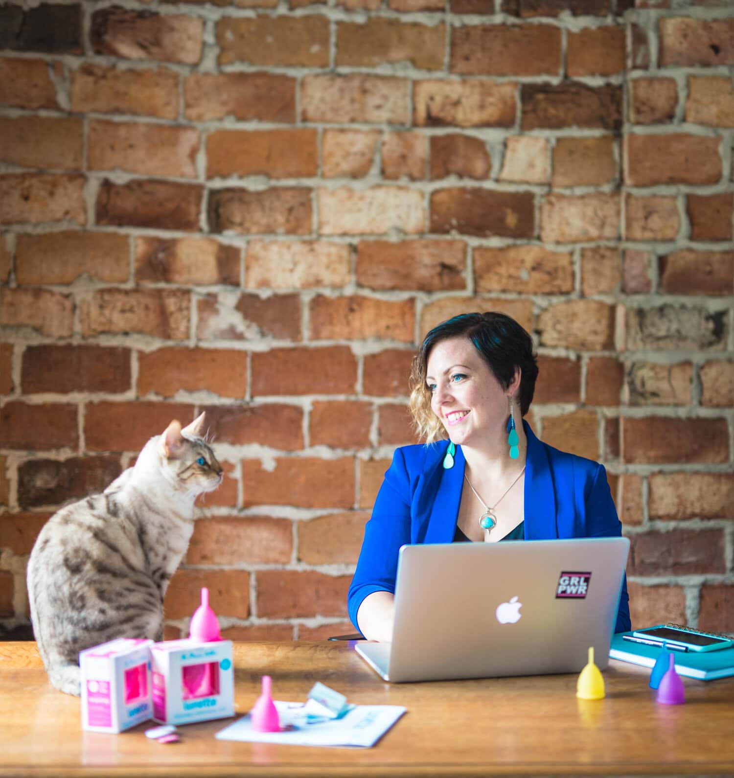 Heli Kurjanen on suomalaisen Lunette-kuukautiskupin kehittäjä.