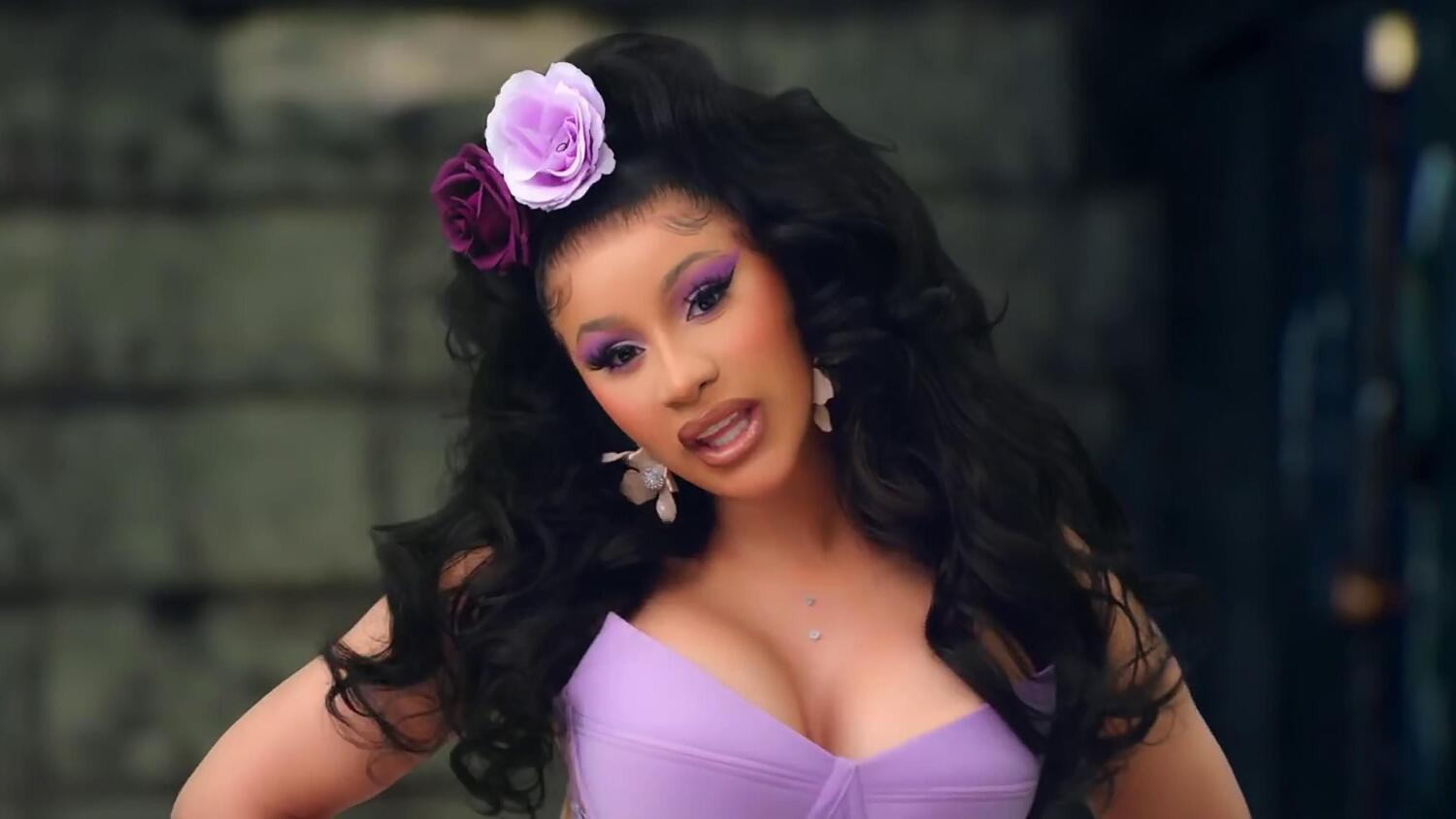 Yhtenä näyttelijävaihtoehtona uuteen versioon kaavaillaan muun muassa räppäri Cardi B:tä.