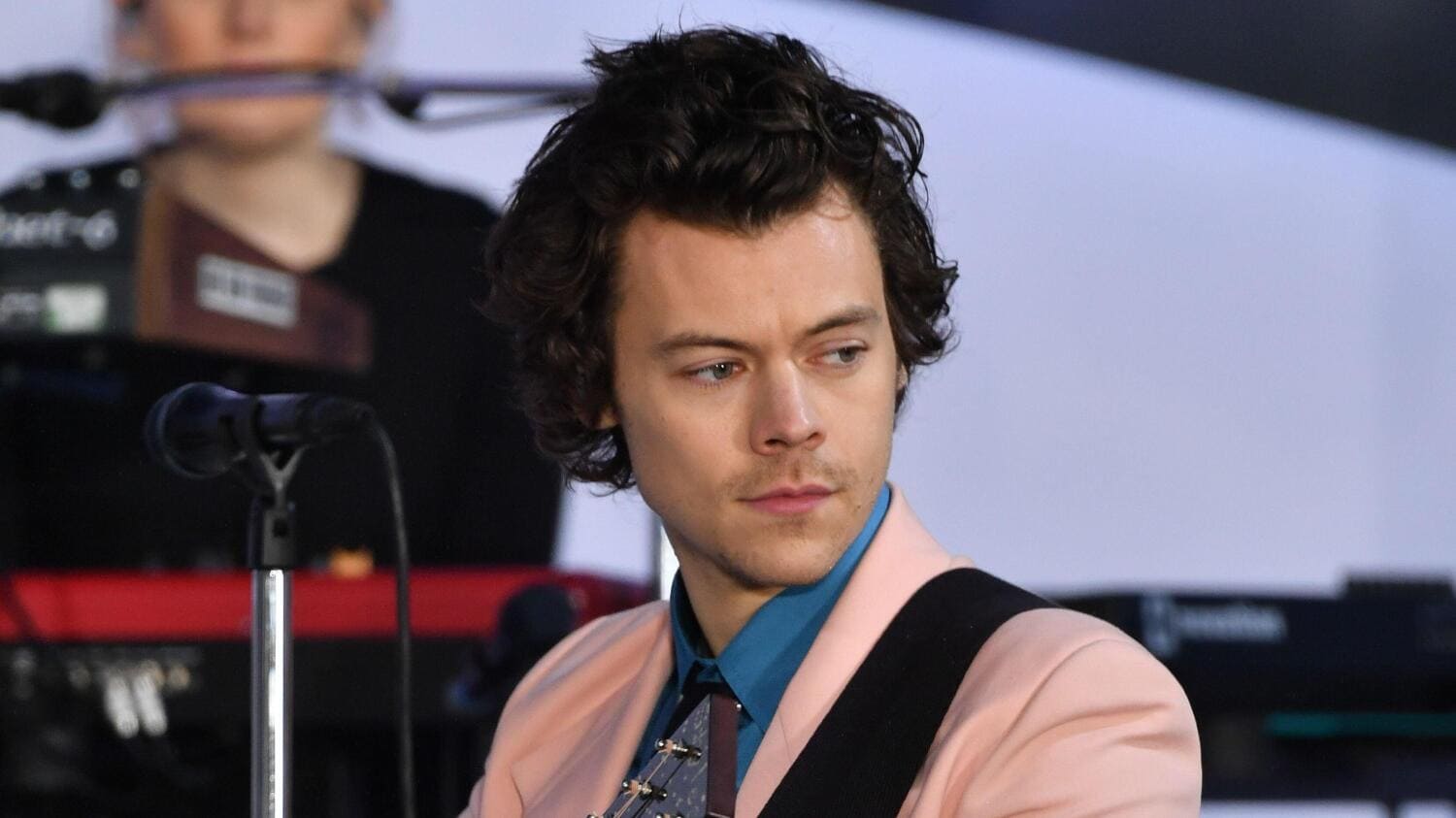 Harry Styles ei koe hänen seksuaalisuudella olevan mitään merkitystä hänen työssään.