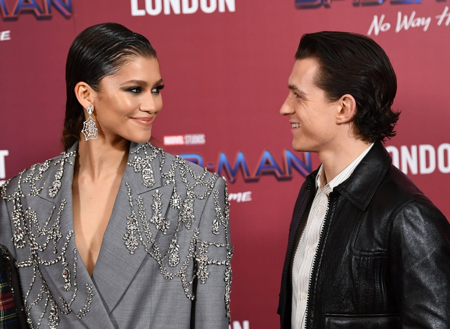 Hollandin kumppani Zendaya on myös näytellyt Spider-Man -elokuvissa.