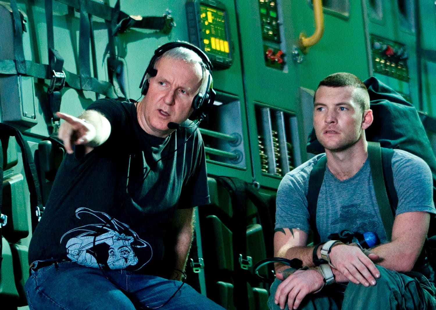 James Cameron ja Sam Worthington.