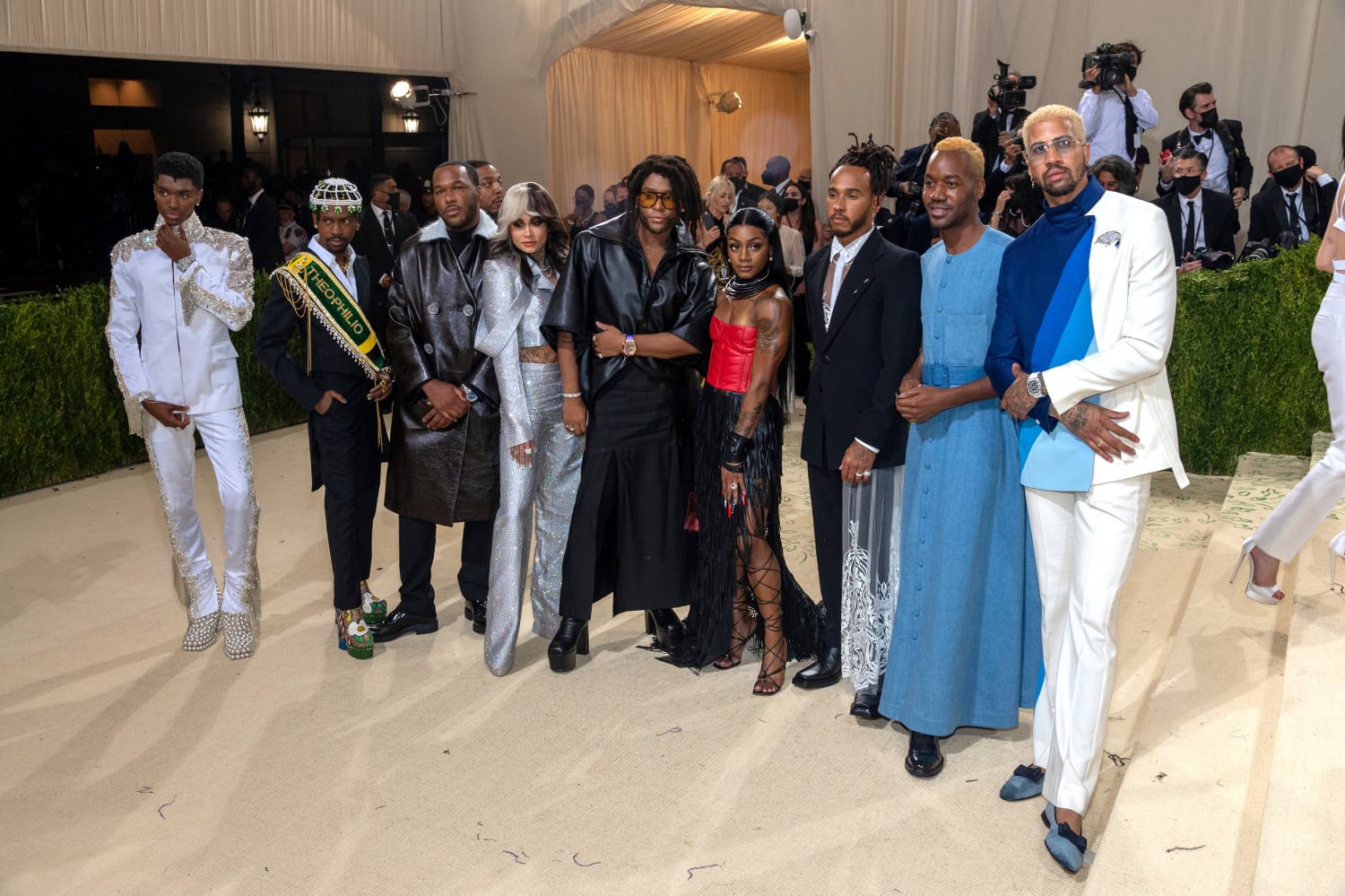 Lewis Hamilton nosti gaalassa esiin monia tummaihoisia luovia lahjakkuuksia.