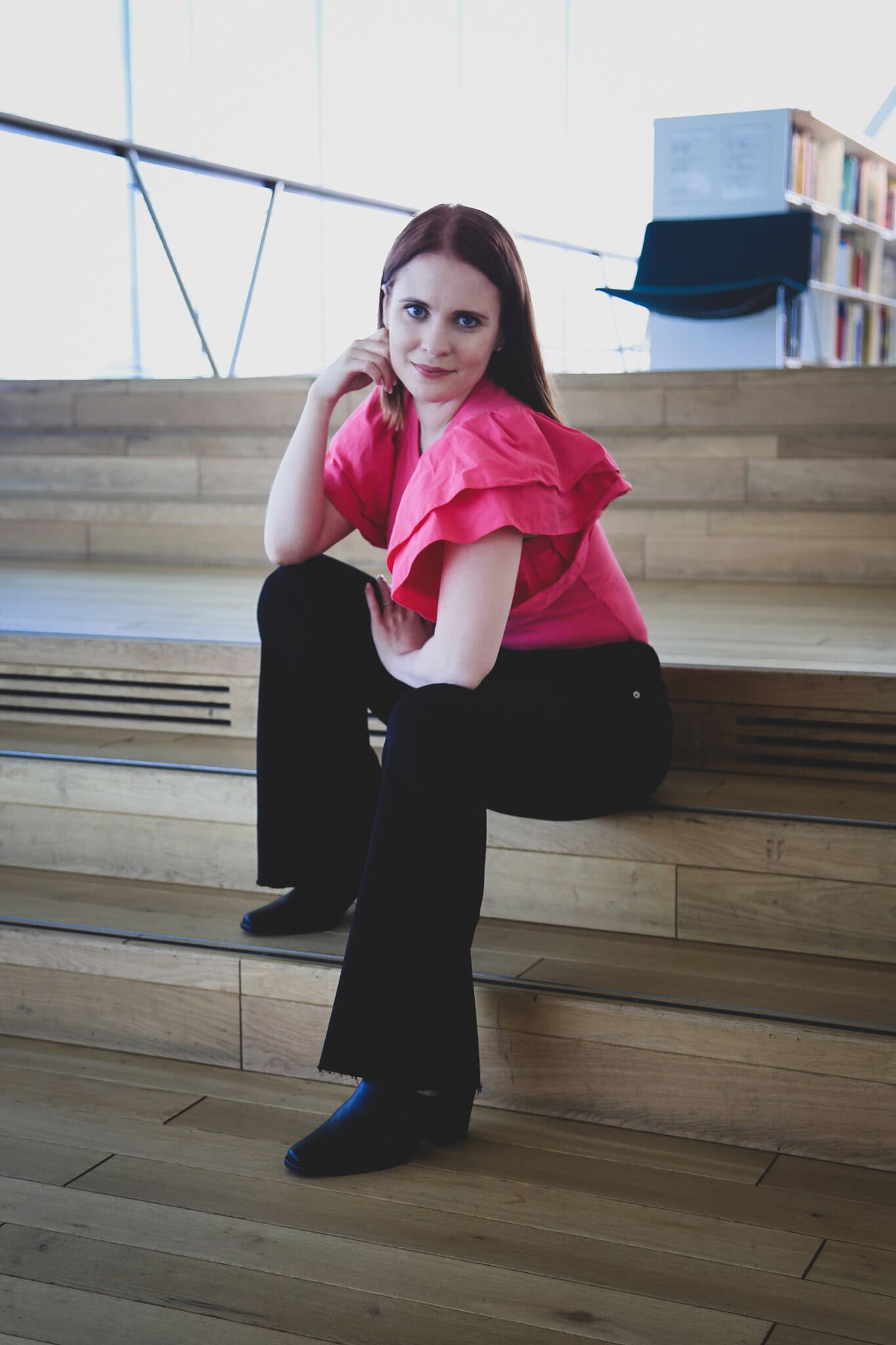 Ennen Kristal-projektia Natalil Lintala oli tehnyt enimmäkseen draamanäyttelemistä, ja hän olikin mielissään päästessään tekemään kepeää komediaa.