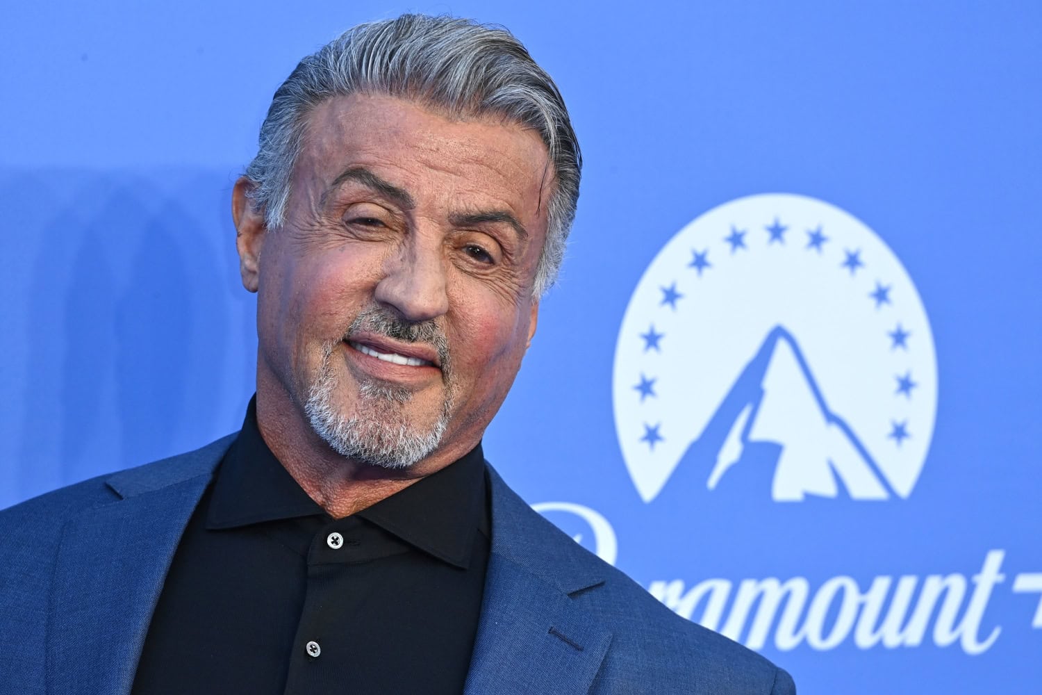 Sylvester Stallone kiistää ex-vaimonsa Jennifer Flavinin syytteet.