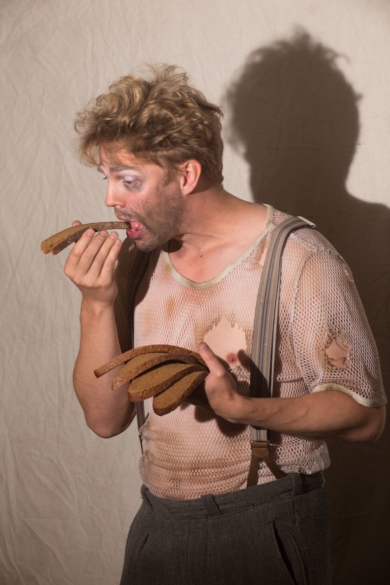 Aku Sipola elokuvassa Uuno Turhapurona.