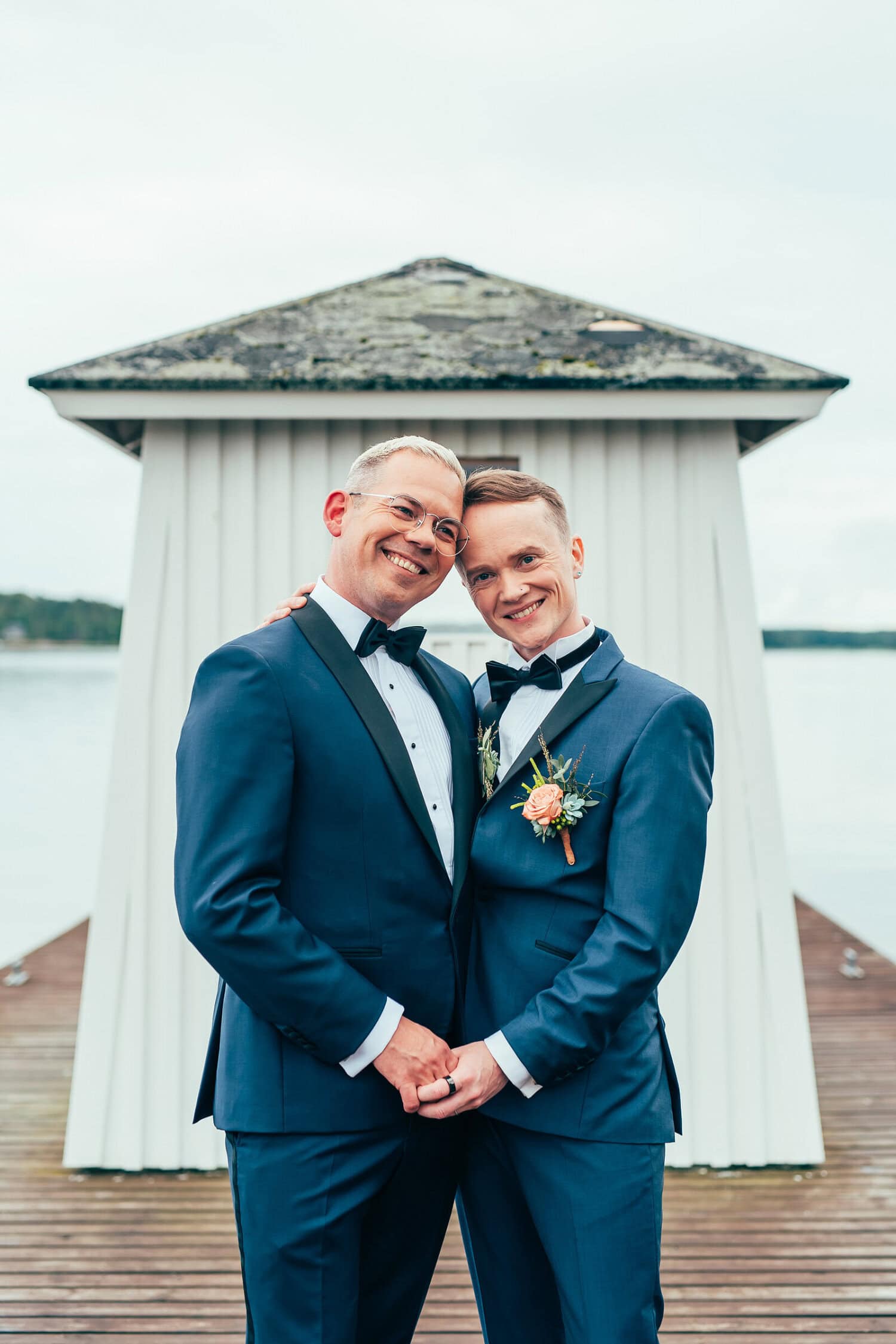 Eino ja Janne tuntevat välittömästi kemiaa välillään.