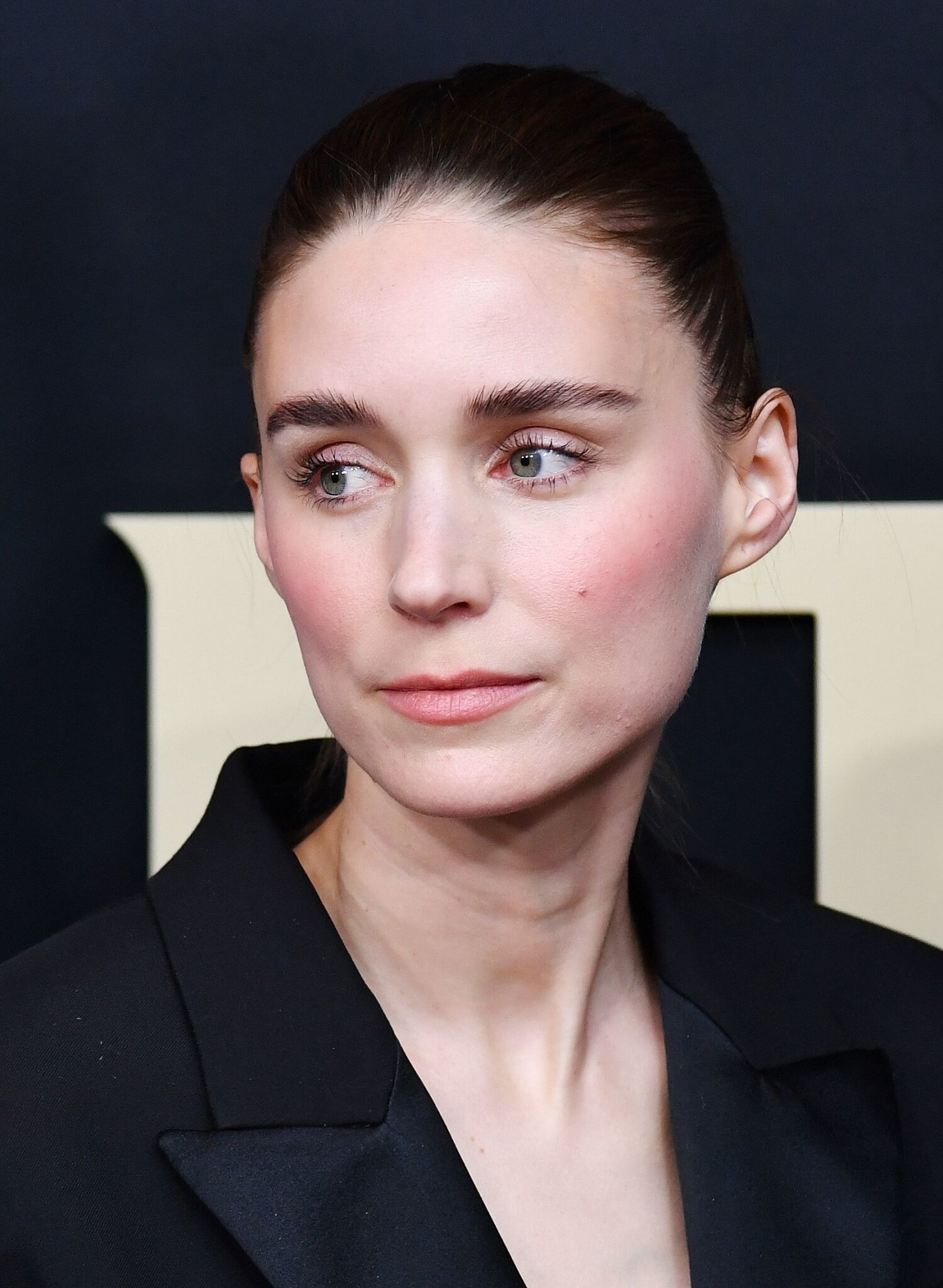 Näyttelijä Rooney Mara.