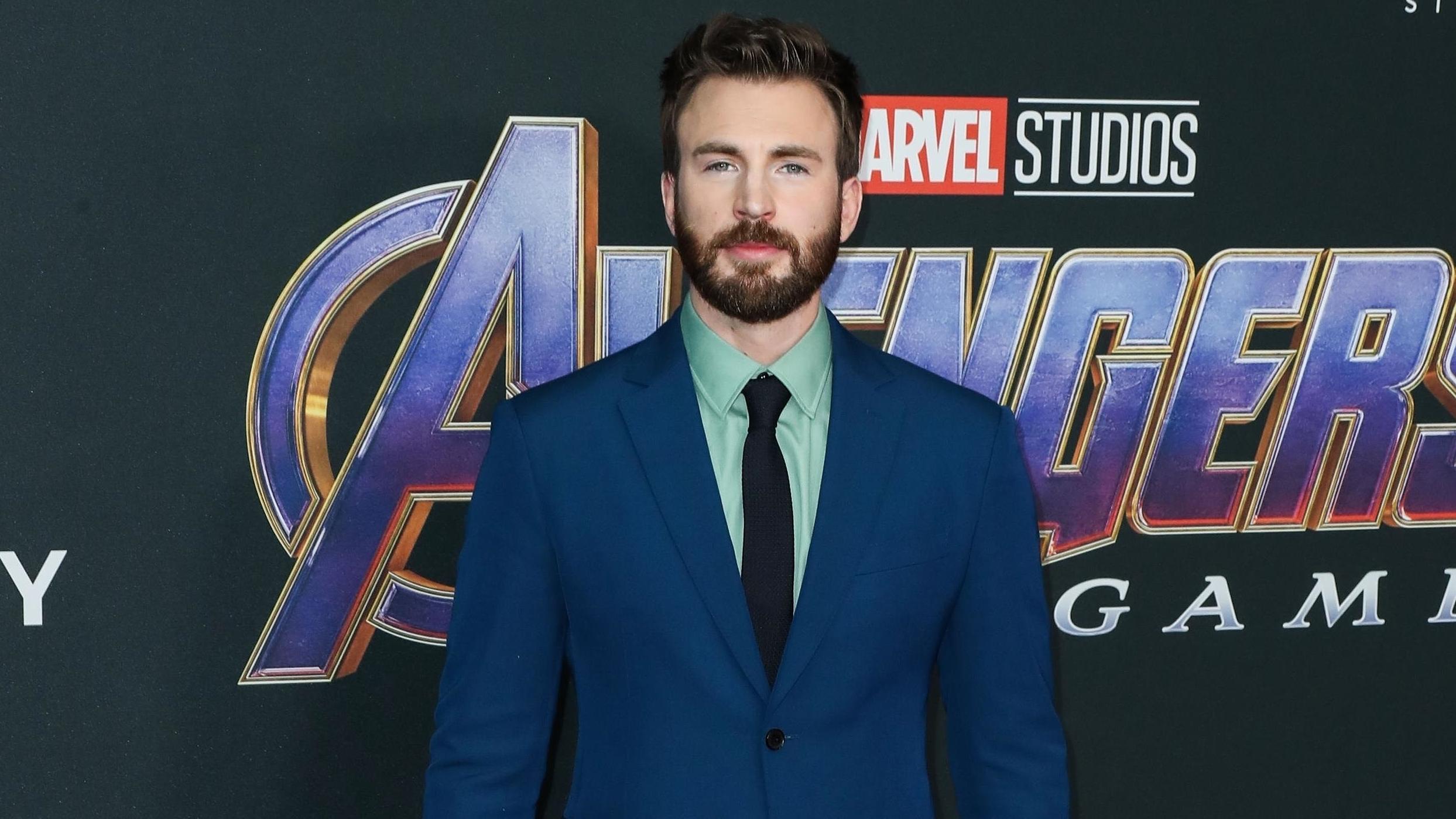 Chris Evans ja Alba Baptista näyttäytyivät ensi kertaa julkisesti ...