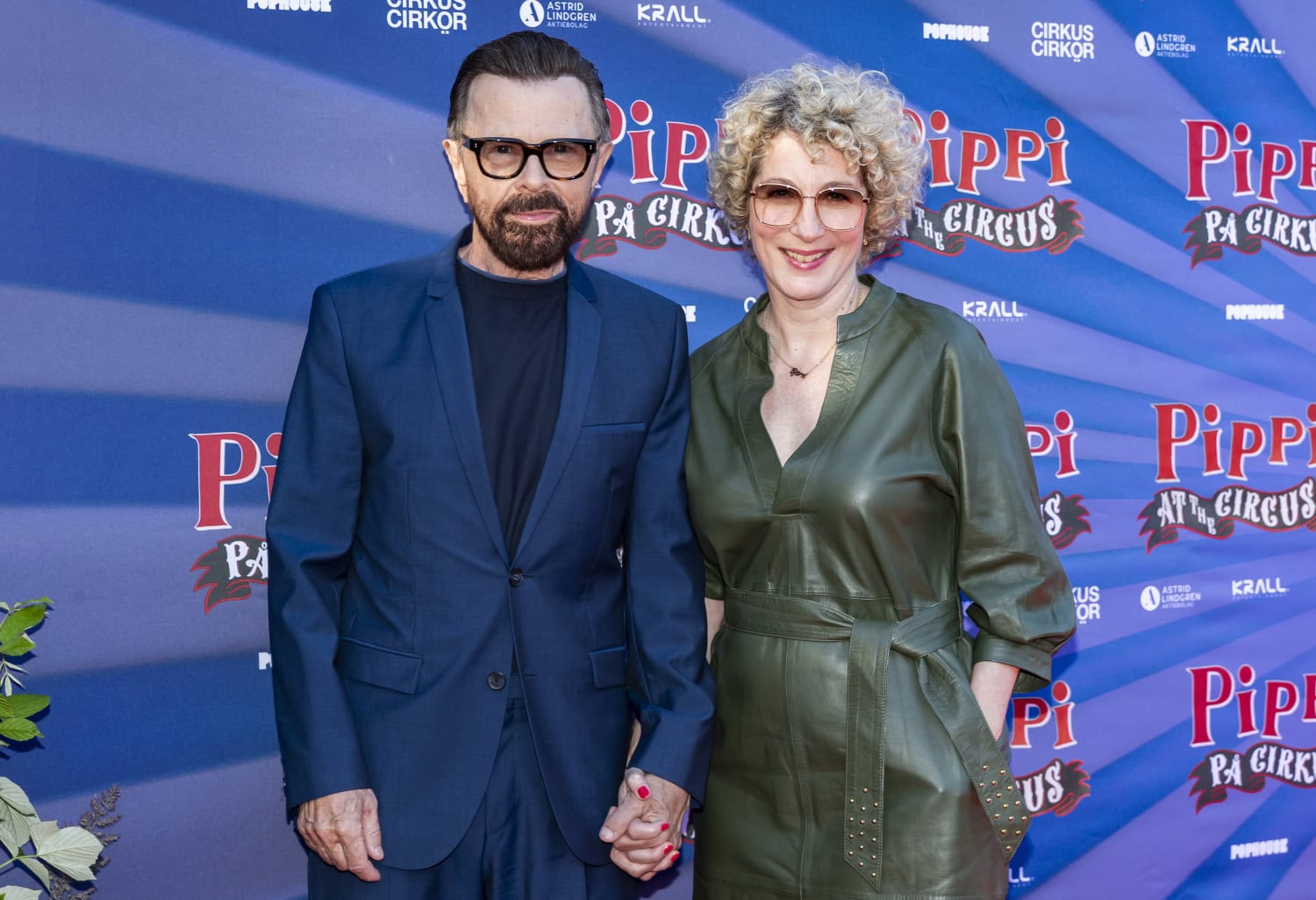 Björn Ulvaeus ja Christina Sas saapuivat punaiselle matolle käsi kädessä.