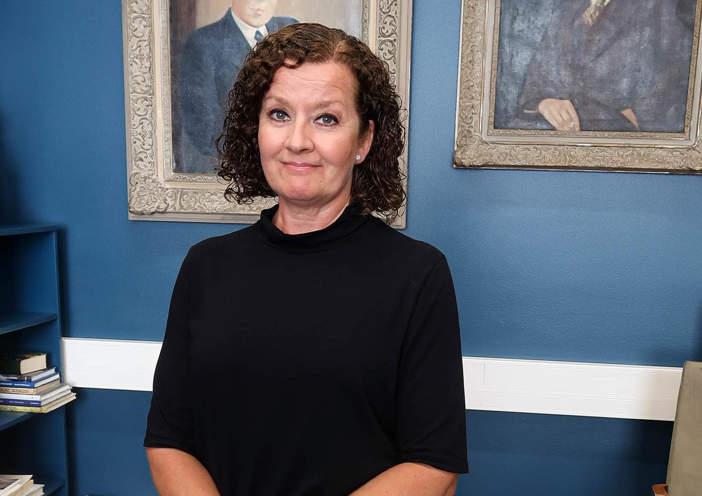 Kaisa Tammi kertoo, ettei miestyöntekijöiden häiritsevään käytökseen osattu oikein puuttua.