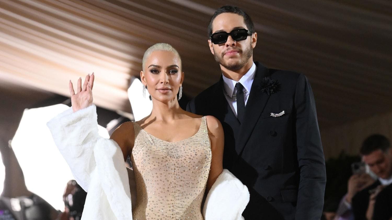 Kim Kardashian ja Pete Davidson ehtivät seurustella yhdeksän kuukautta.