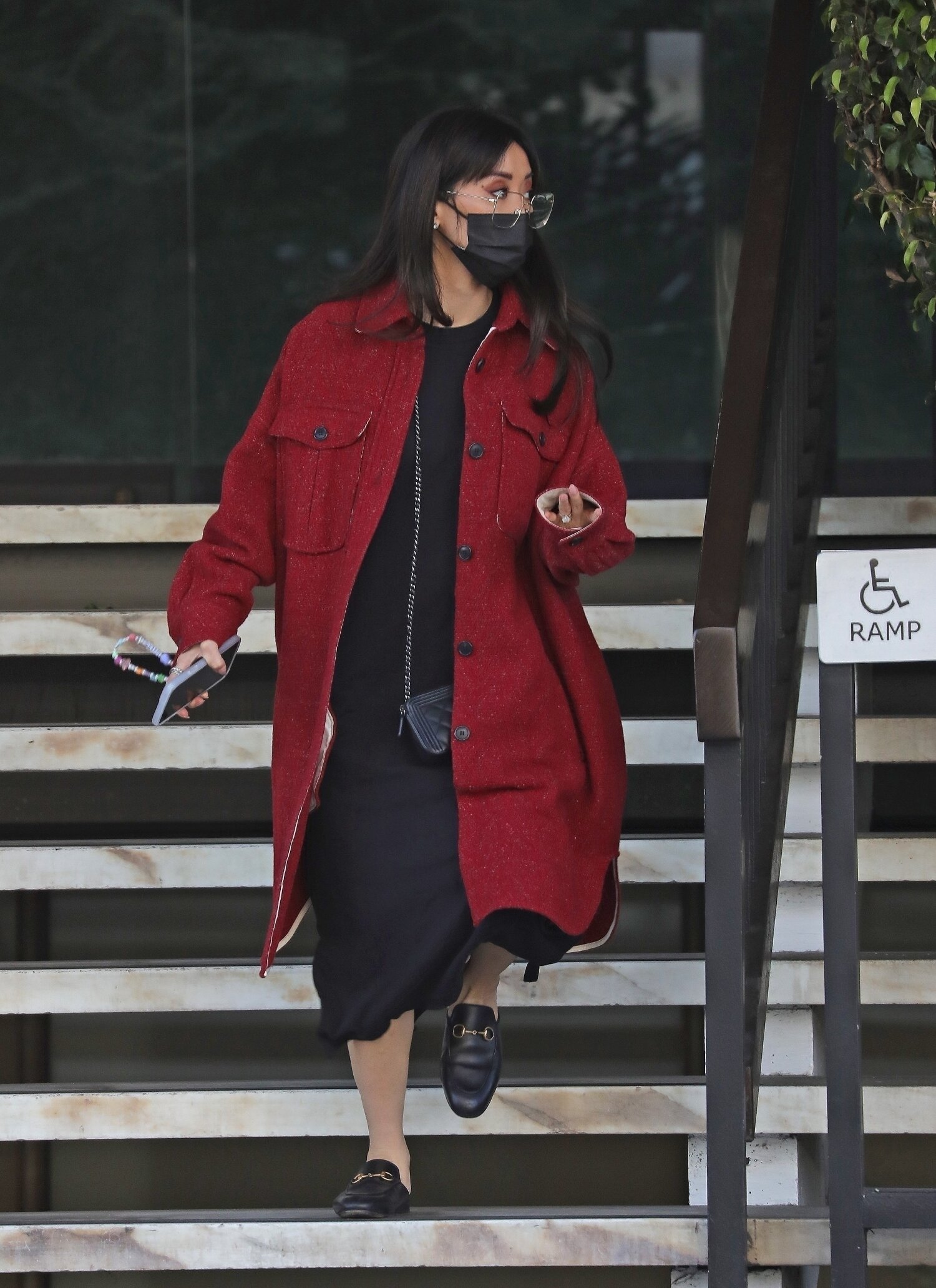 Brenda Songin nimettömässä huomattiin sormus.