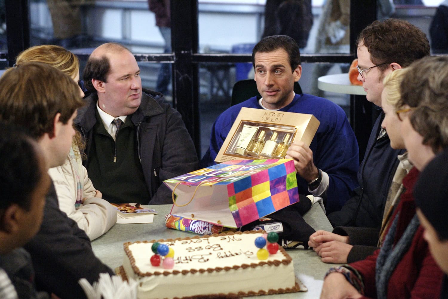 Baumgartner näytteli sarjassa yhdessä Steve Carellin kanssa.