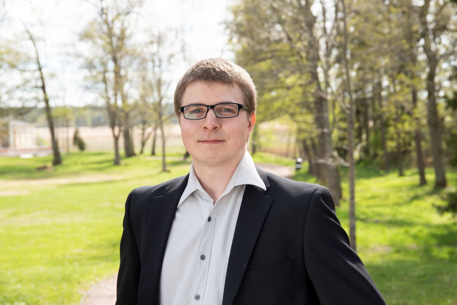 Arho kertoo olevansa rakastunut.