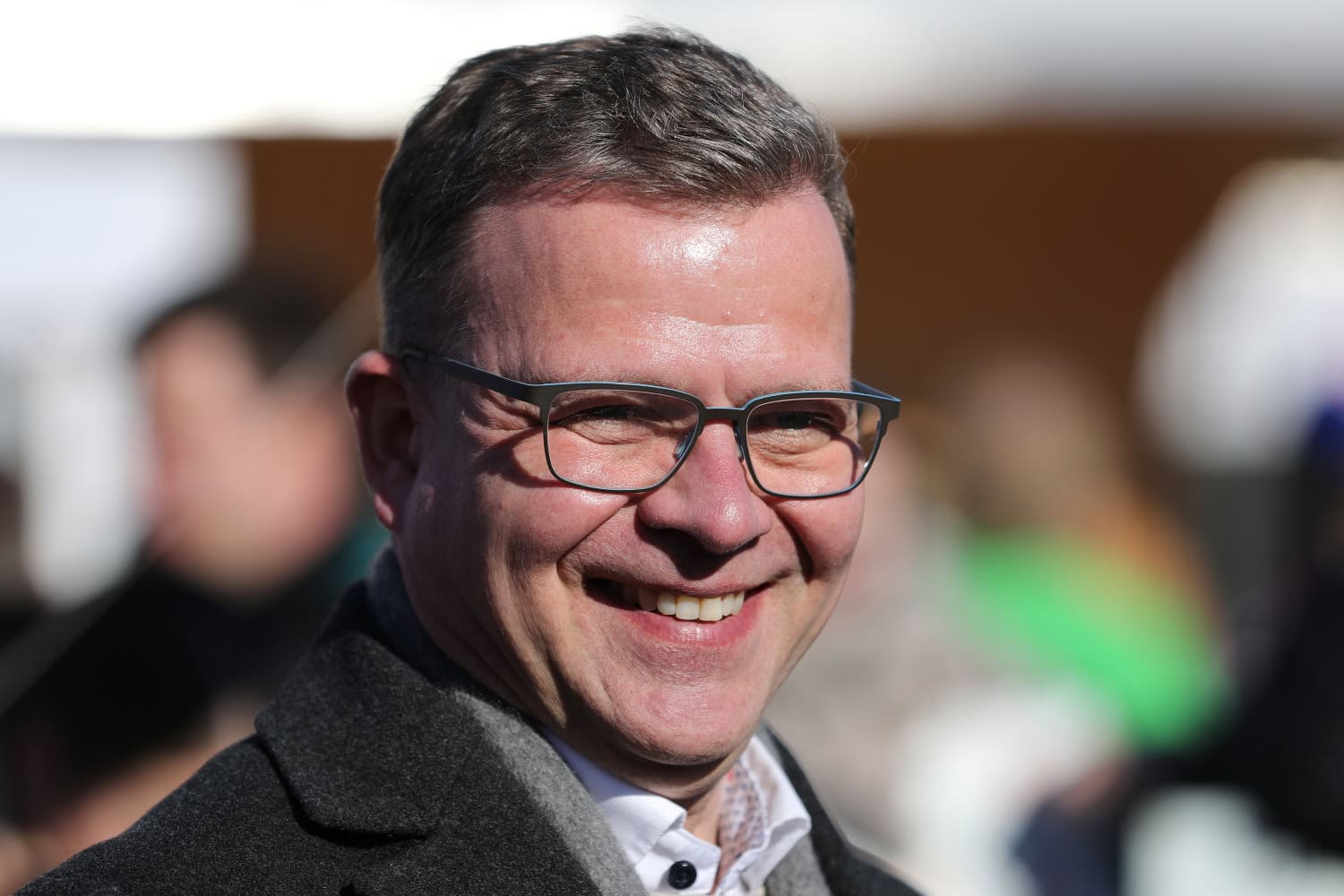 Orpo matkustaa Ranskaan olympialaisiin.