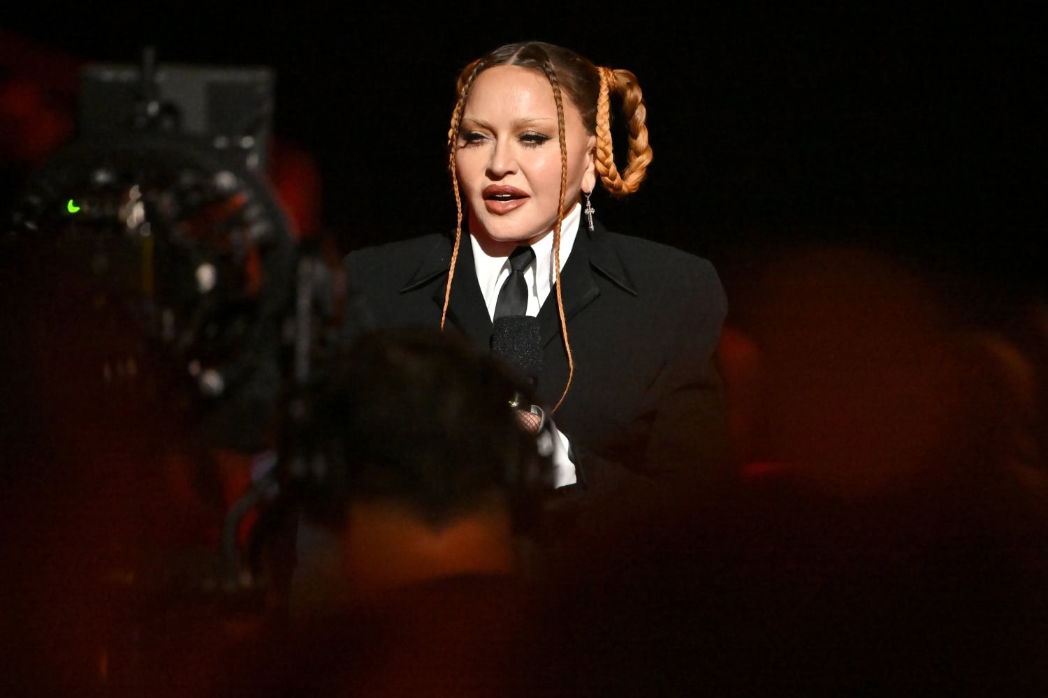 Madonna piti lyhyen puheen Grammy-gaalassa.