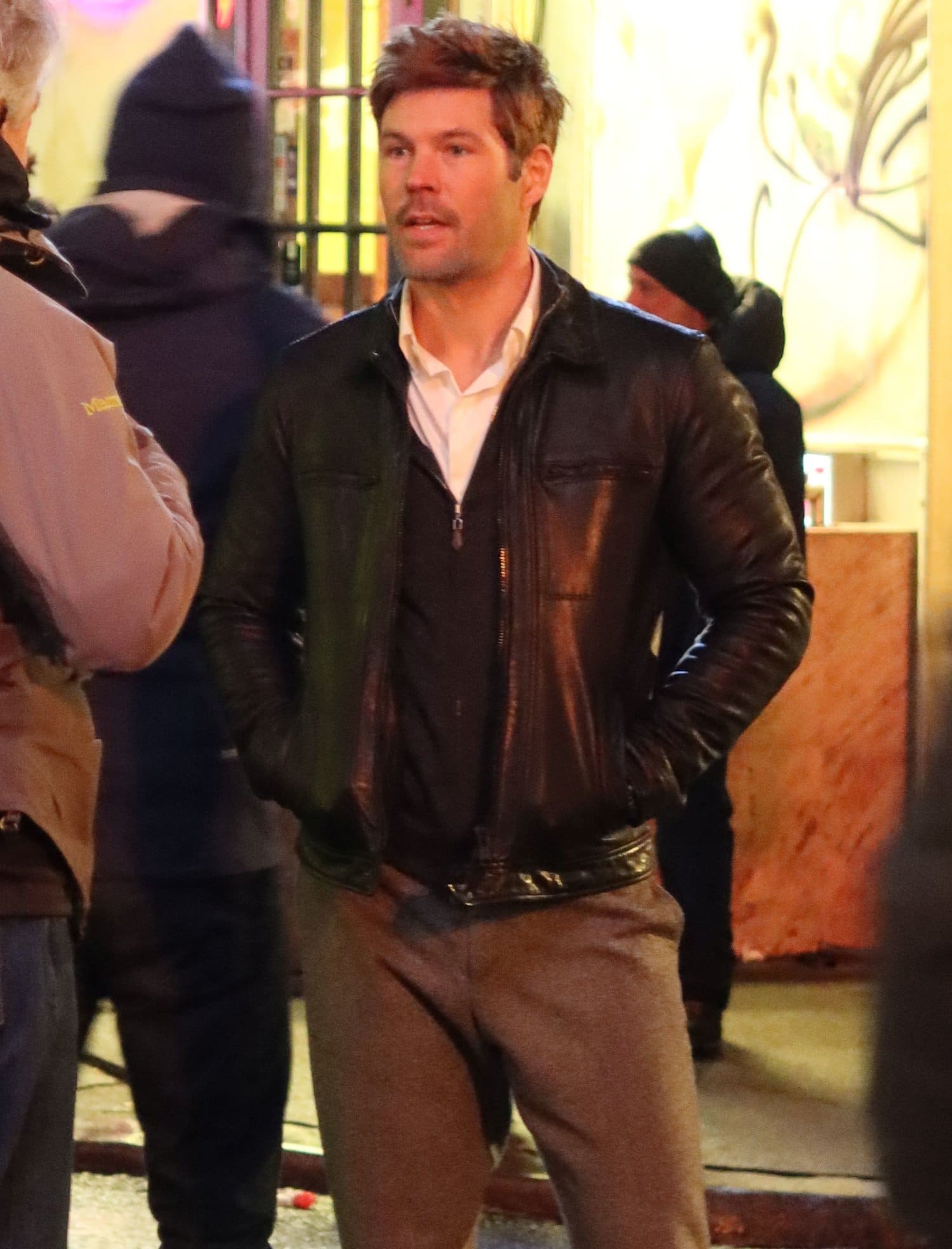 Brad Pittin stunt-näyttelijä nähtiin Wolves-elokuvan kuvauksissa.