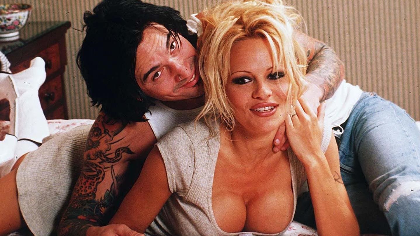 Tommy Lee ja Pamela Anderson.