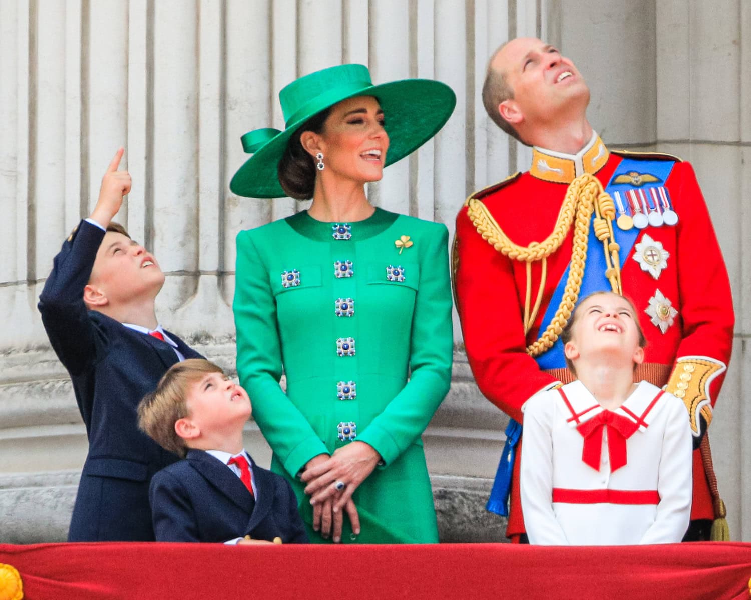 Walesin prinsessa Trooping the Colour -paraatissa.