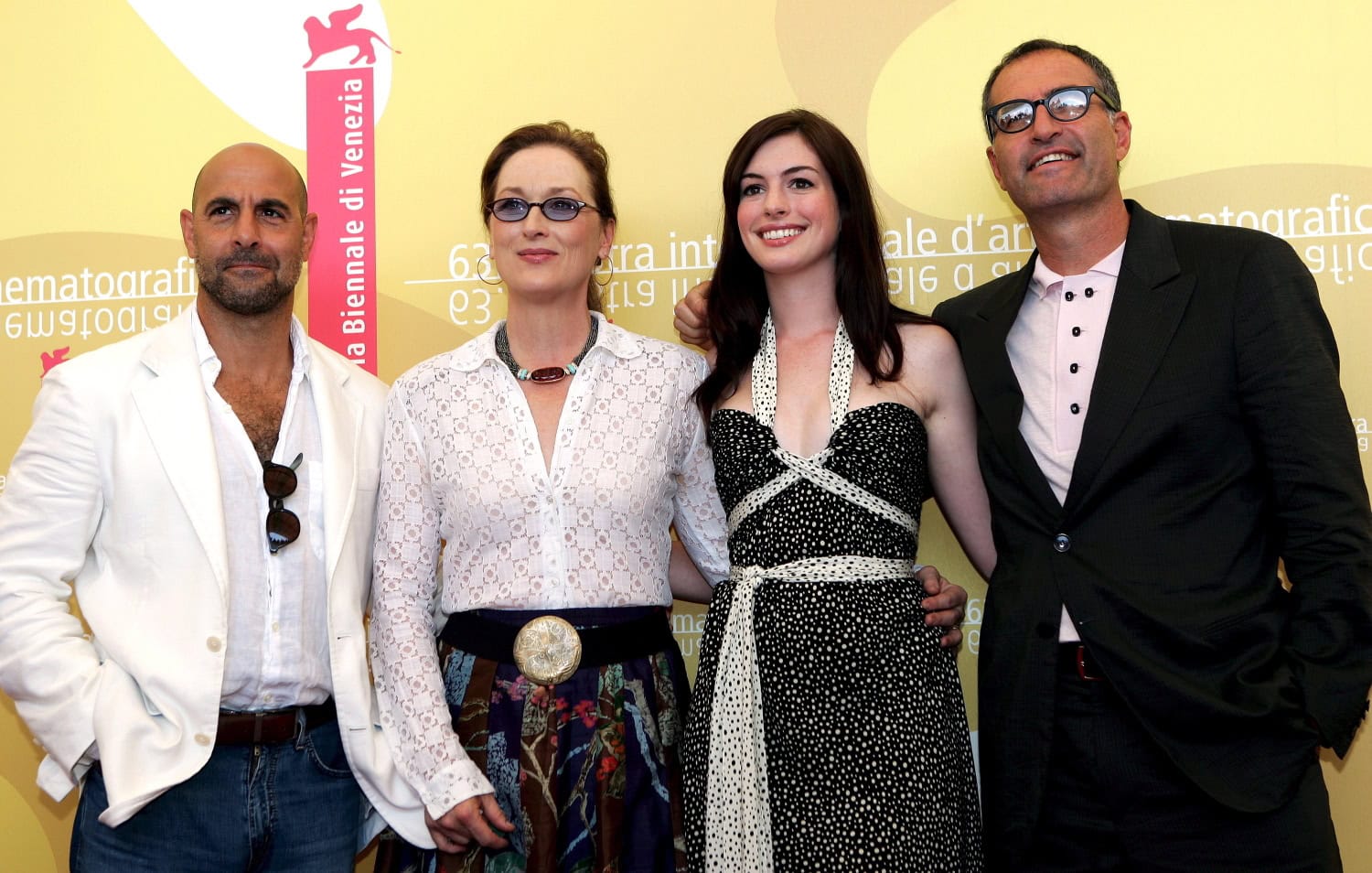 Ohjaaja David Frankel ja elokuvan näyttelijät Meryl Streep, Anne Hathaway ja Stanley Tucci vuonna 2006.