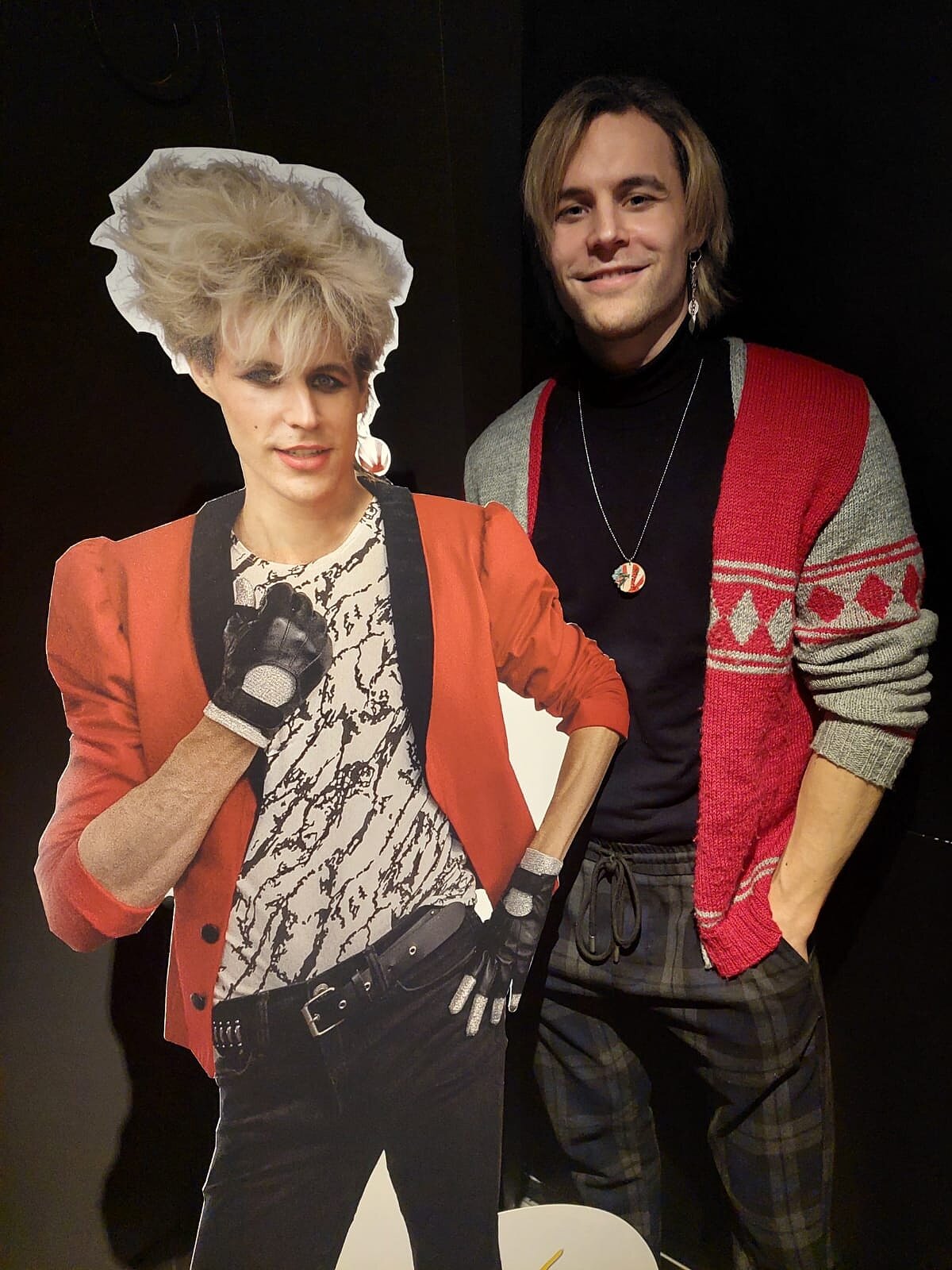 Saku Taittonen Levoton Tuhkimo -ennakkonäytöksessä Turussa.