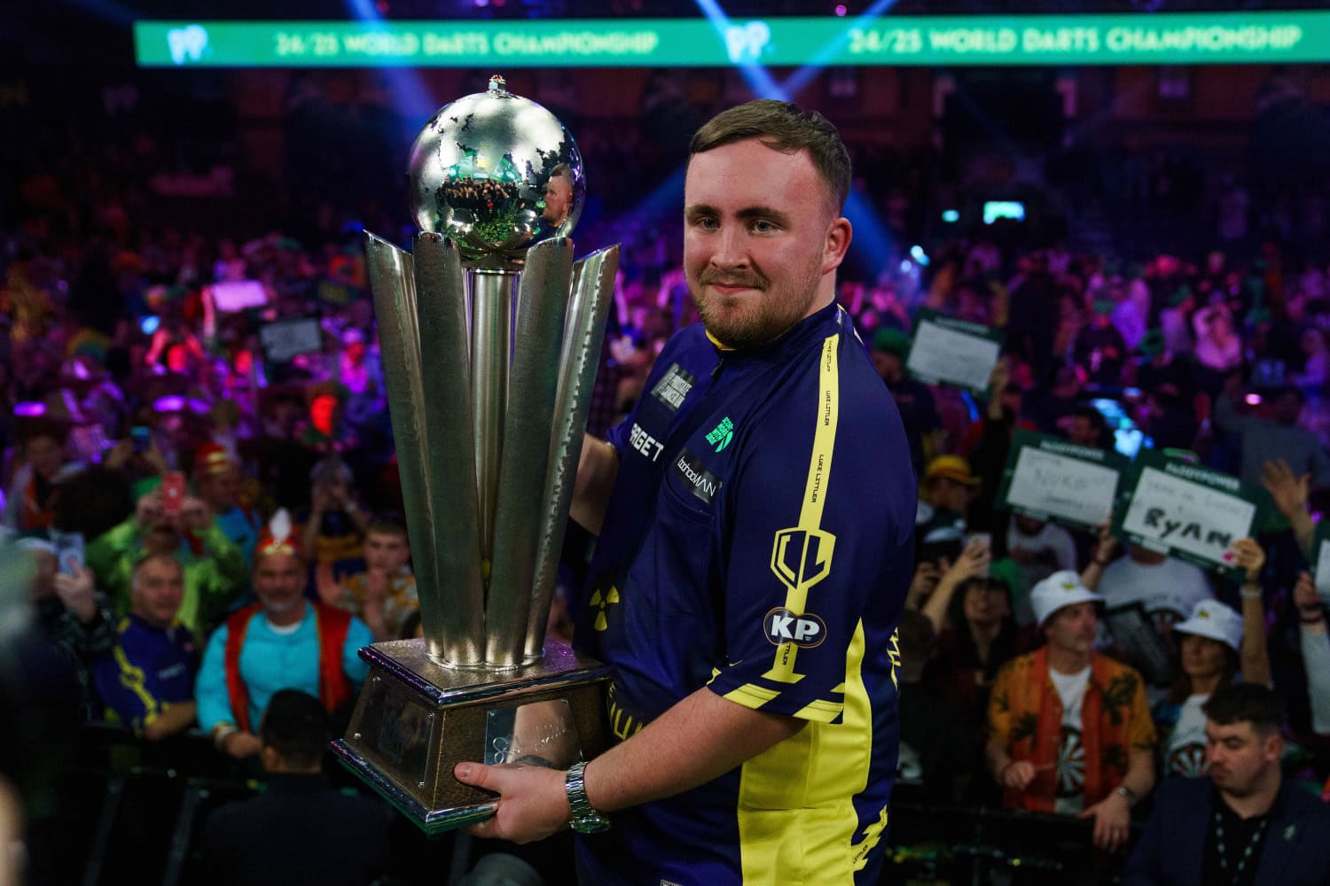 Luke Littler voitti darsin himotuimman mestaruuden.