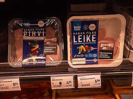 Tarroissa varoitetaan lihantuotannon aiheuttavan luontokatoa.