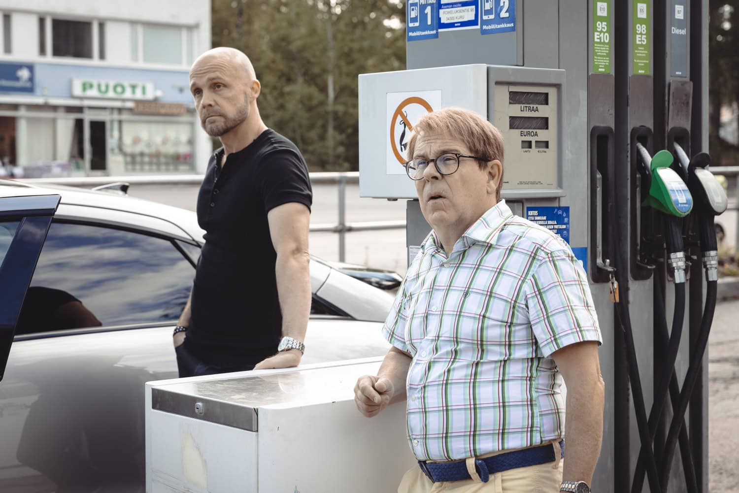 Yhdessä jaksossa nähdään myös Juha Tapio.