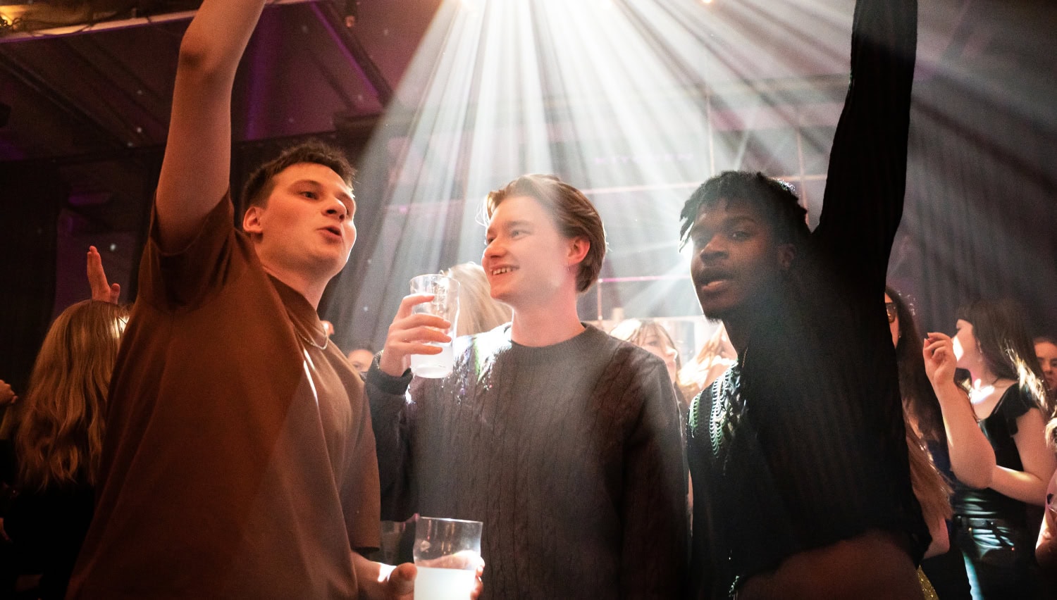 Rakastettu Luuserit jatkuu syksyllä.