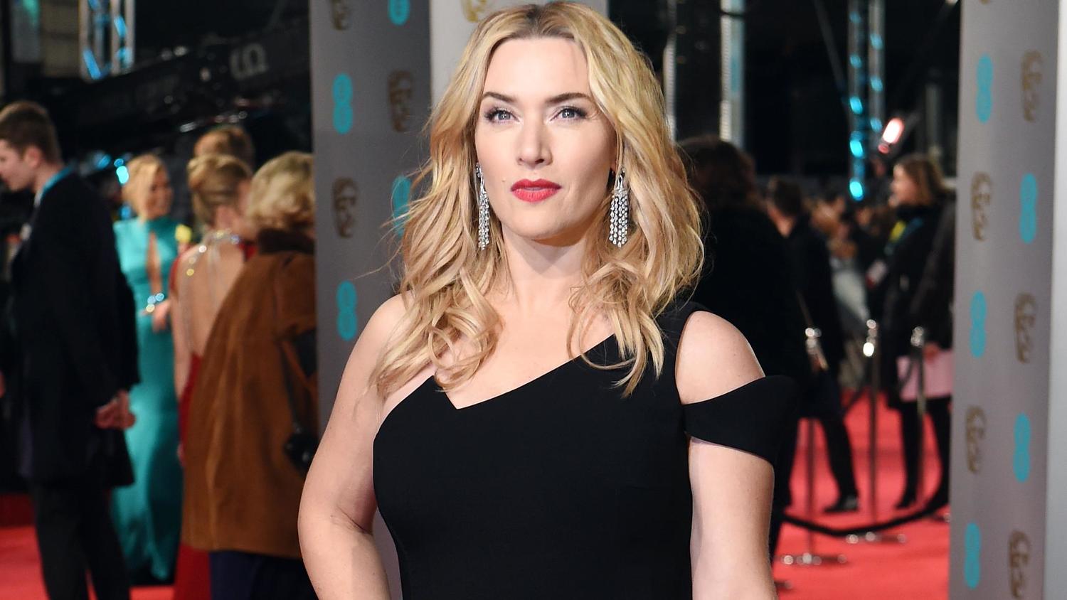 Näyttelijäkonkari ei jättänyt nuoria kollegoitansa pulaan, vaan tarjosi heti auttavan kätensä.