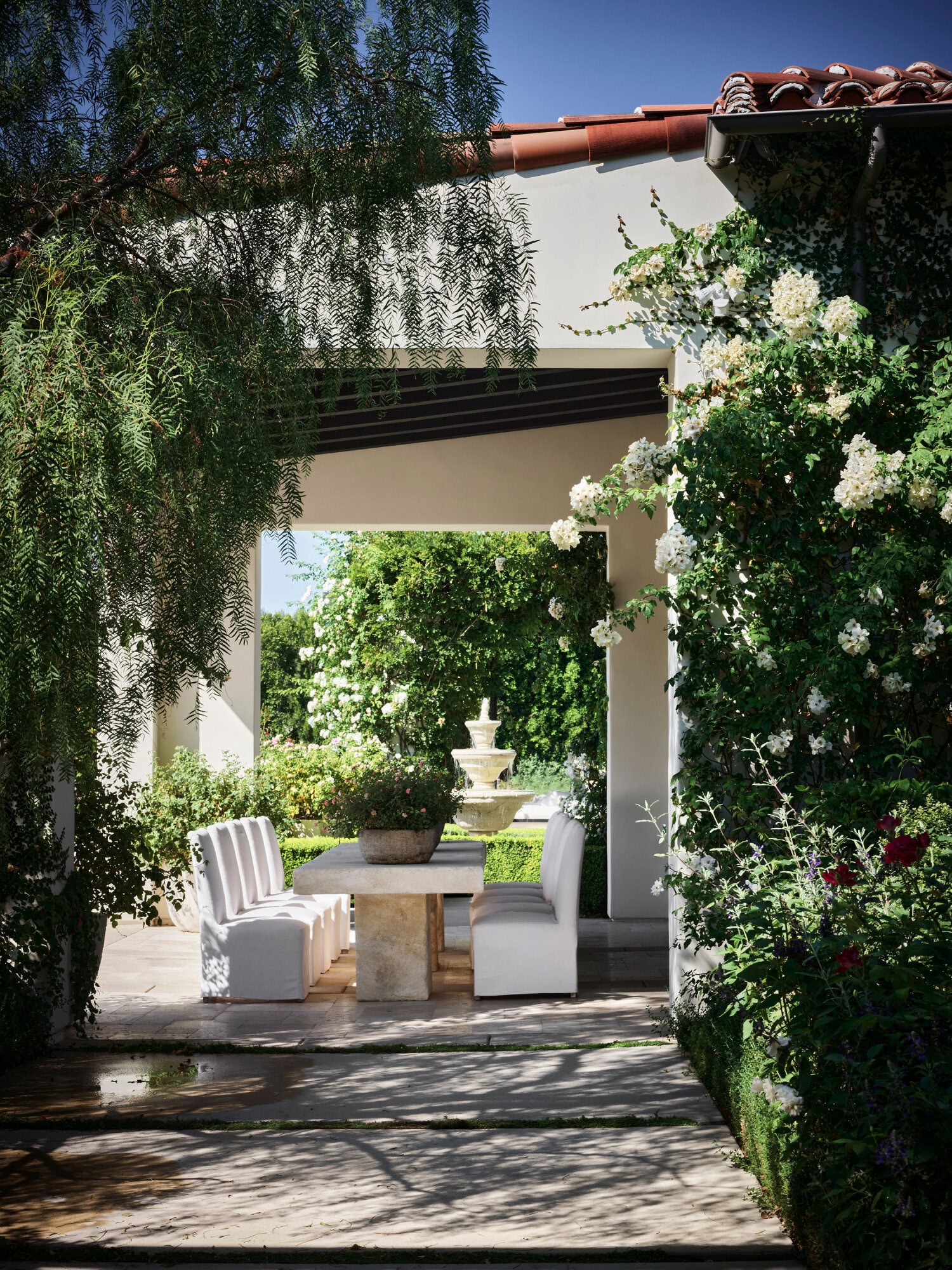 Khloé Kardashian myi kotinsa ennätyshintaan.