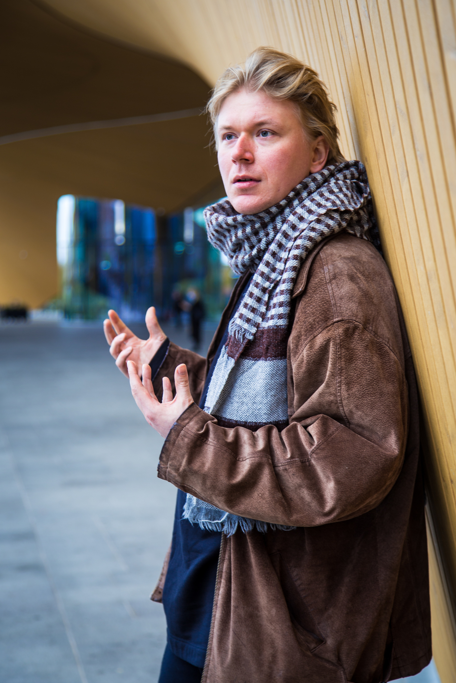 Seuraavaksi Sampsa nähdään Melankolia-esityksessä, joka perustuu Lars Von Trierin ohjaamaan Melancholia-elokuvaan vuodelta 2011. Sampsa näyttelee Johnia, jota elokuvassa näyttelee Kiefer Sutherland.