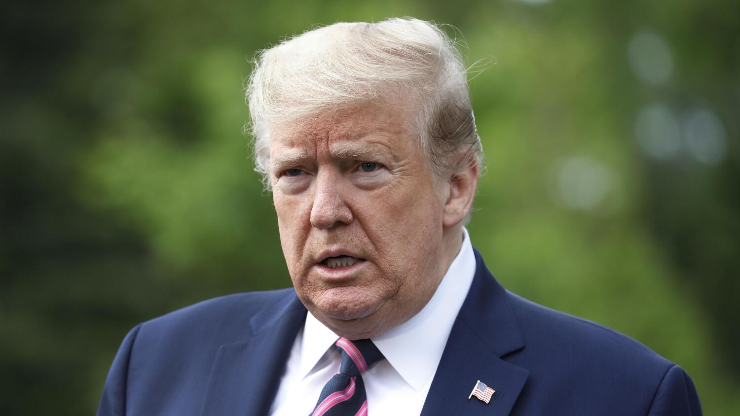 Donald Trump sai tähden Hollywood Walk of Famelle vuonna 2007. Sen jälkeen kyseinen tähtilaatta on tuhottu kolmeen otteeseen.