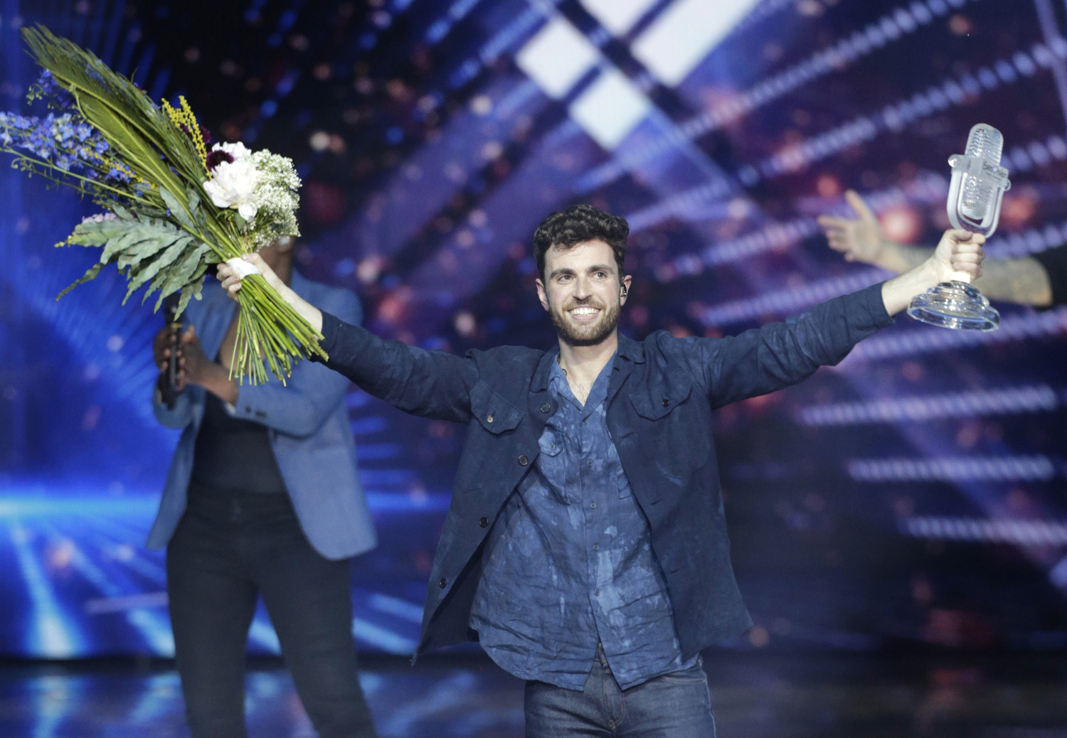 Duncan Laurence voitti ihka oikeat Euroviisut, ei Netflixin Euroviisuja.