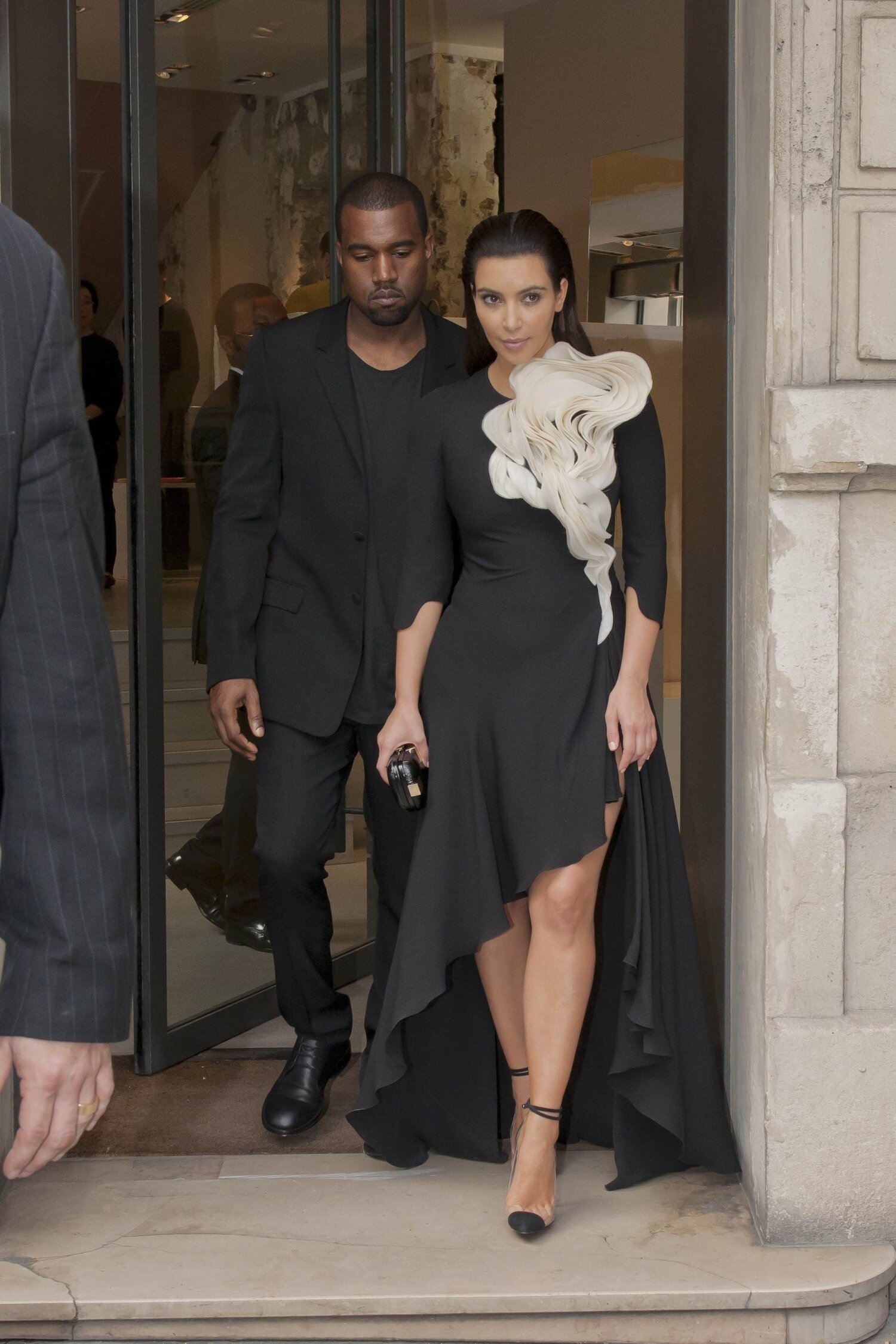 Kim ja Kanye alkoivat seurustella keväällä 2012.