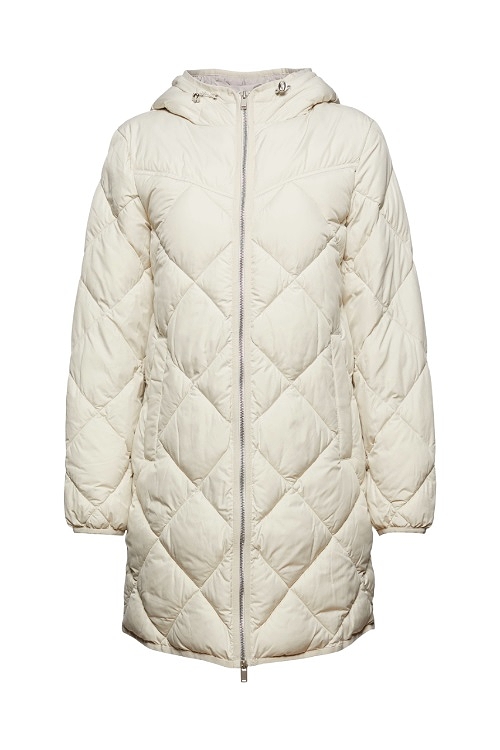 Osittain kierrätetyistä materiaaleista valmistettu tikkitakki 119,99 e, Esprit.