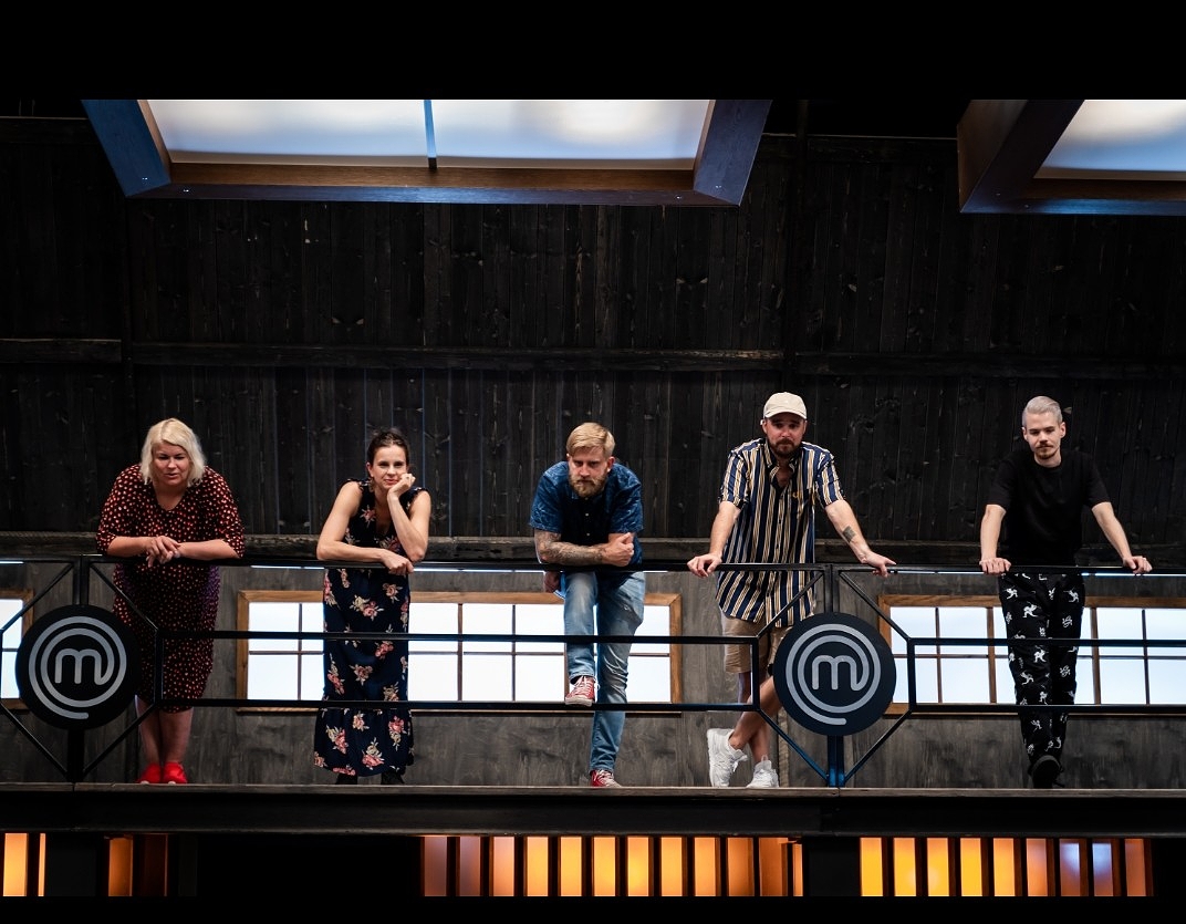 Puolet osallistujista pääsi pleittaustehtävässä parvelle turvaan.