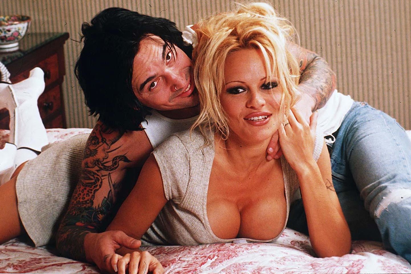 Tommy Lee ja Pamela Anderson vuonna 1995