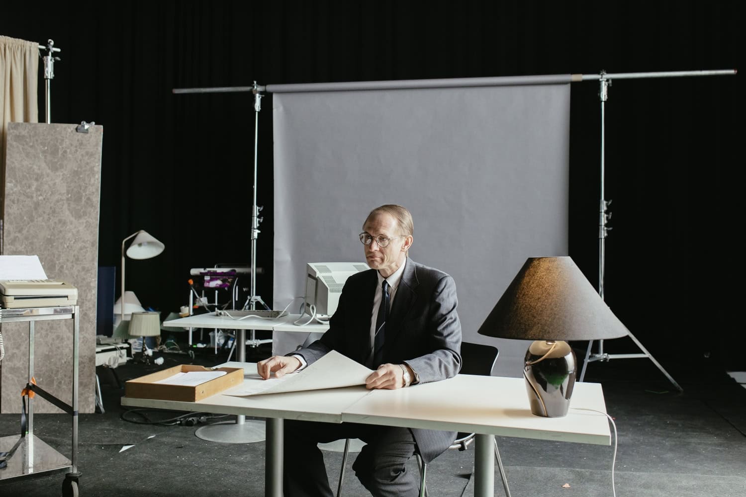 Sampo Sarkola testikuvauksissa Jorma Ollilana.