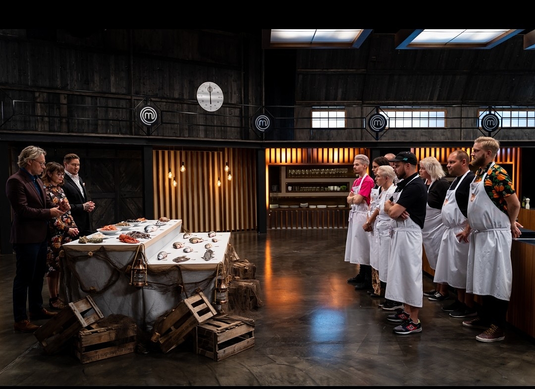 Tervetuloa kalapöydän ääreen. Tehtävänä oli nimetä sen antimet.