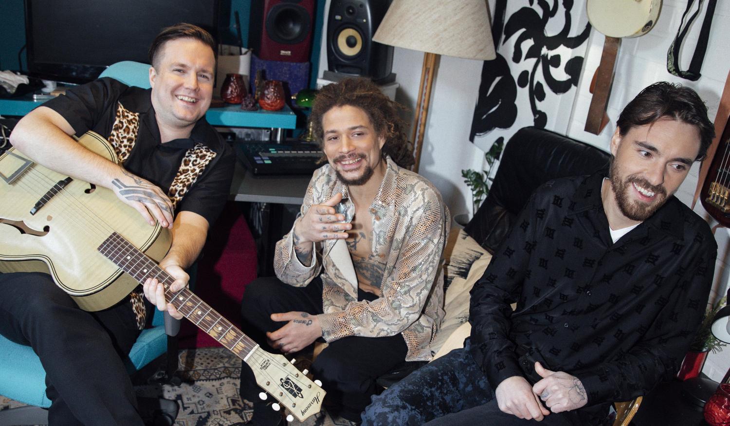 Väinö Walleniuksen (vas.), Junon ja Leo Stillmanin Kuohu julkaisi tänään ensimmäisen singlensä.