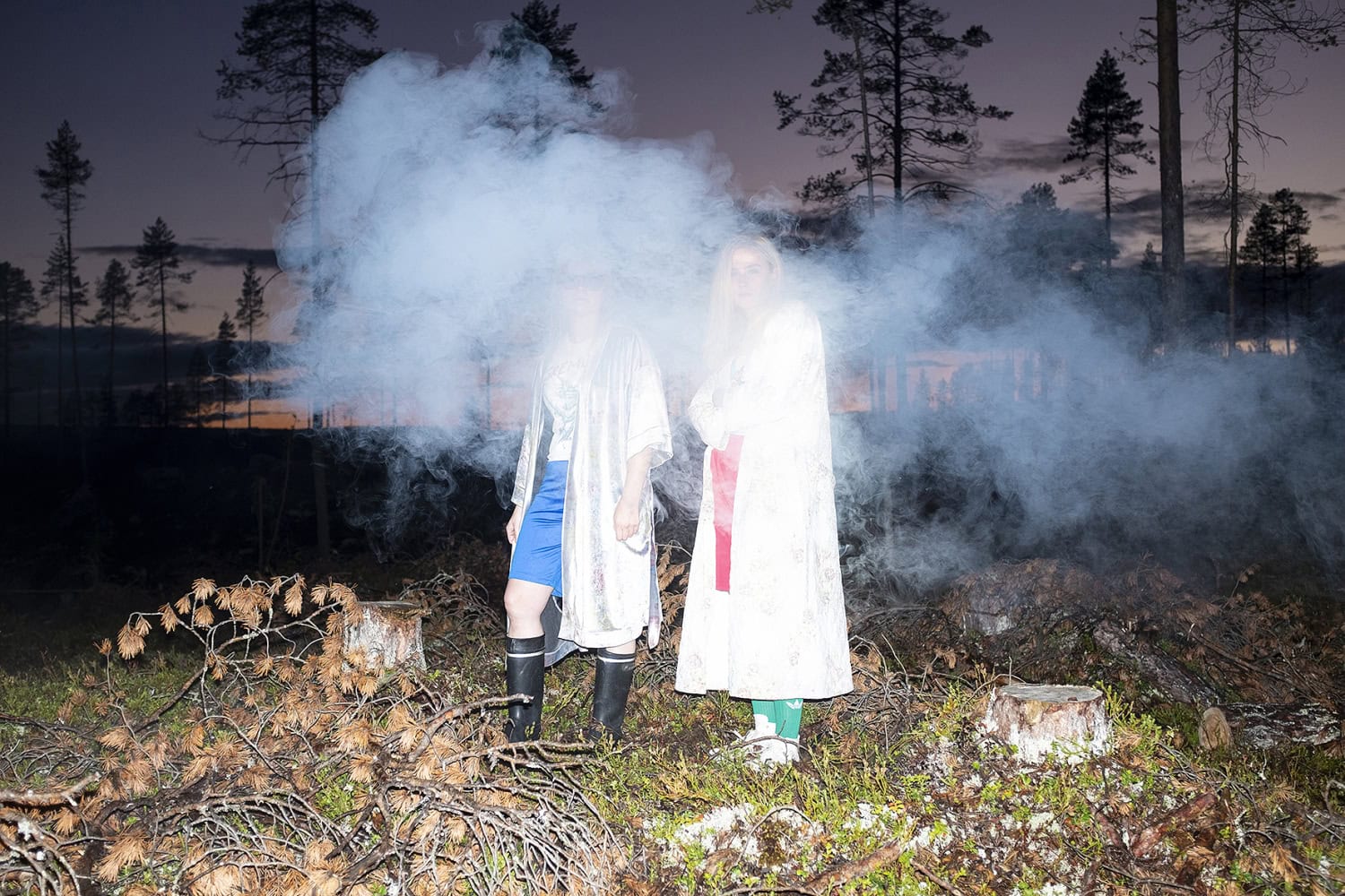 Maustetytöt julkaisi toisen albuminsa 