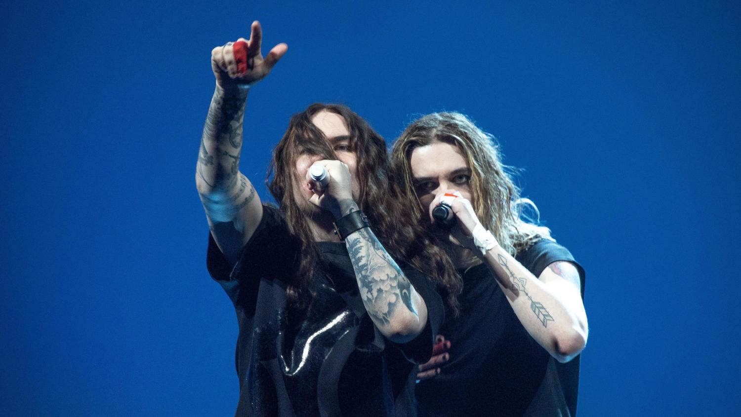 Blind Channelissa laulavat Niko Vilhelm (vas.) ja Joel Hokka.