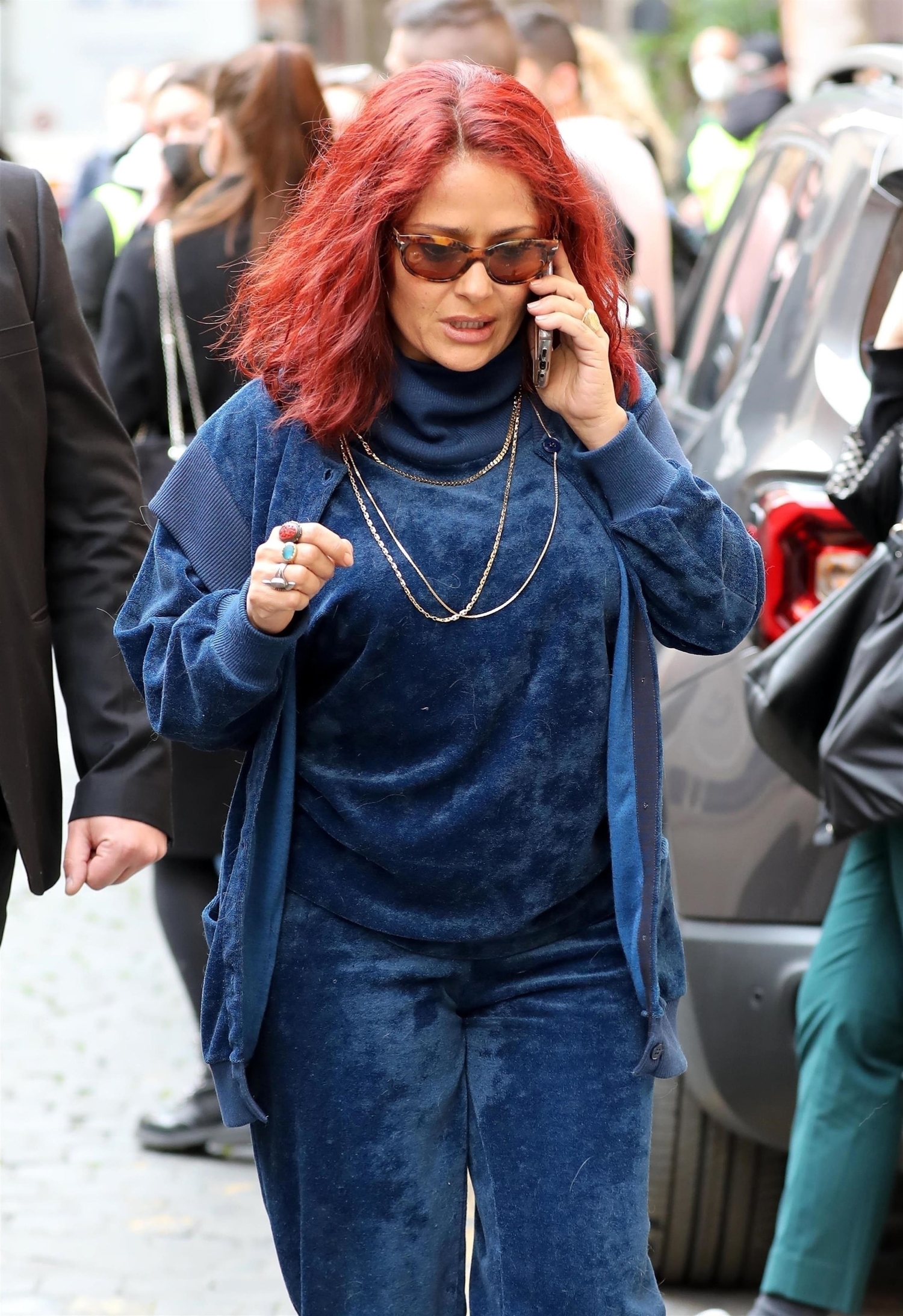 Salma Hayek House of Gucci -elokuvan kulisseissa.