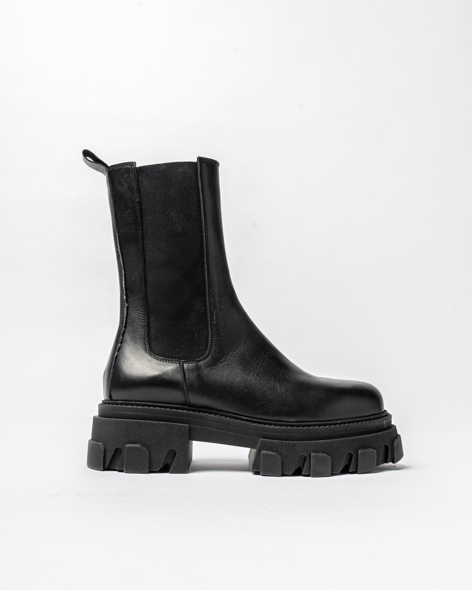 Nahkaiset maiharit 199 e, Vamsko.