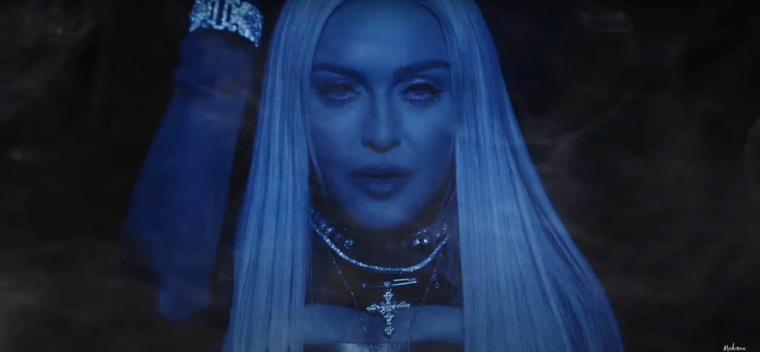 Madonnan uusi musiikkivideo Frozen-kappaleen remix-versiosta on saanut vaihtelevaa palautetta.