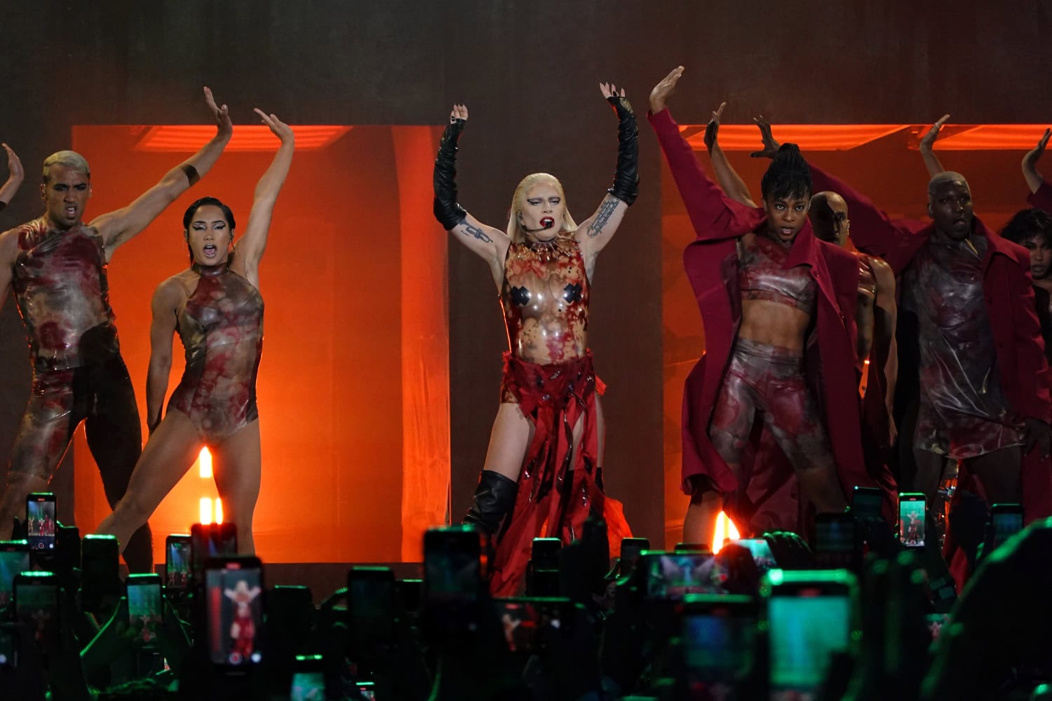 Lady Gagan stadionkiertue on saanut ylistäviä arvioita. Pohjoismaista Gaga esiintyi ainoastaan Ruotsissa.