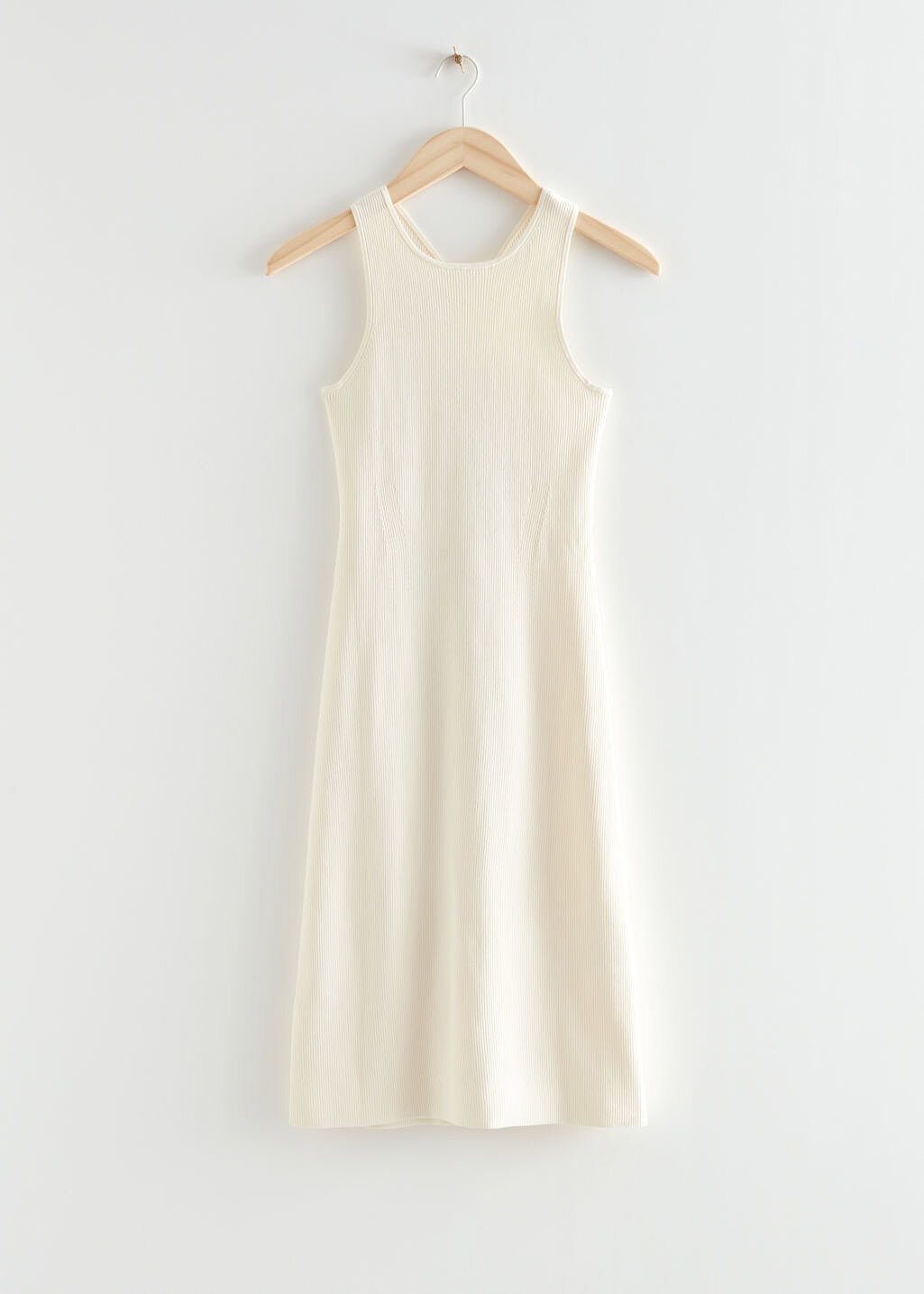 Valkoinen neulemekko. &Other Stories, 99 €.