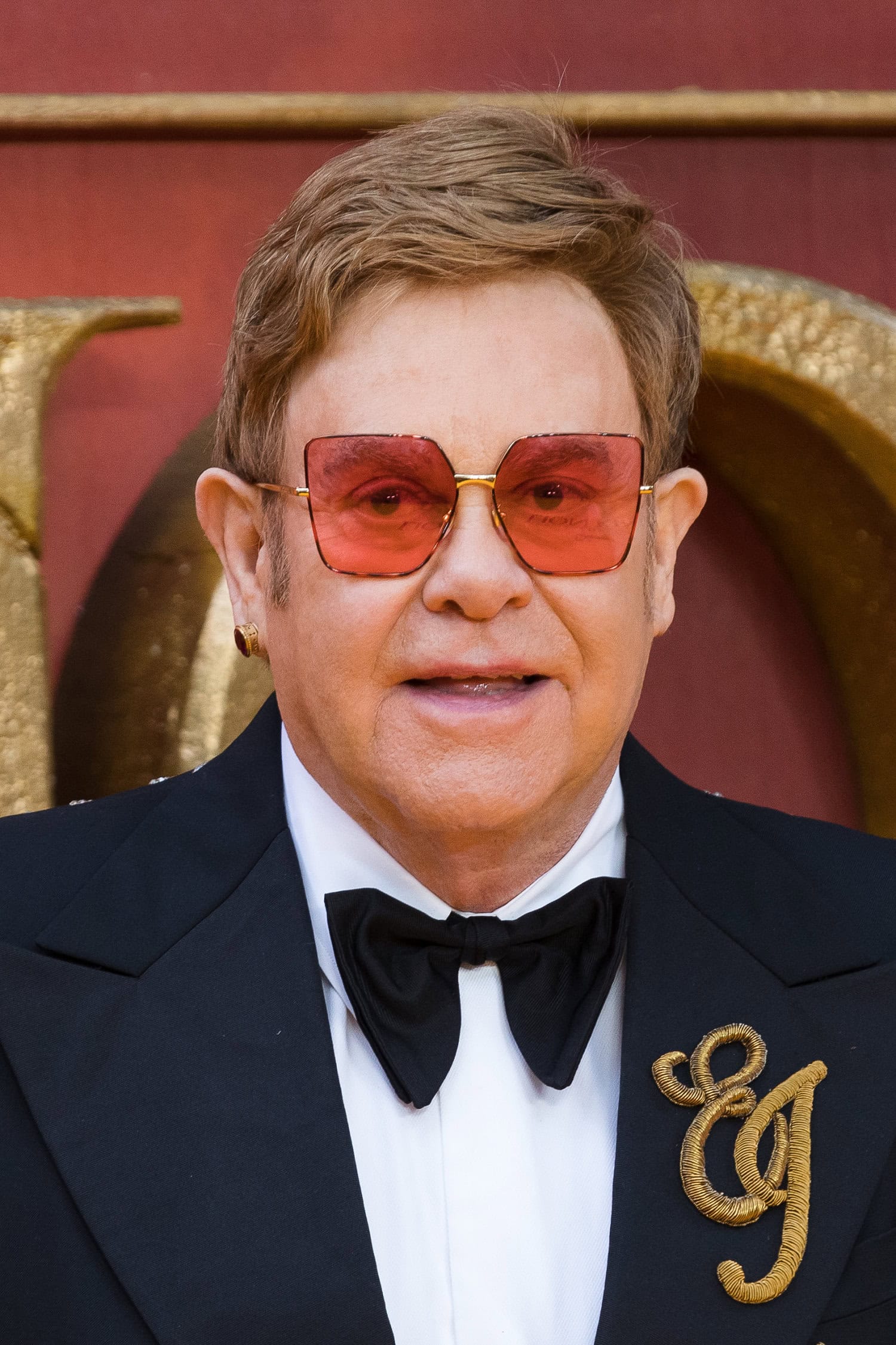 Tiny Dancer on kappale Elton Johnin albumilta Madman Across The Water.